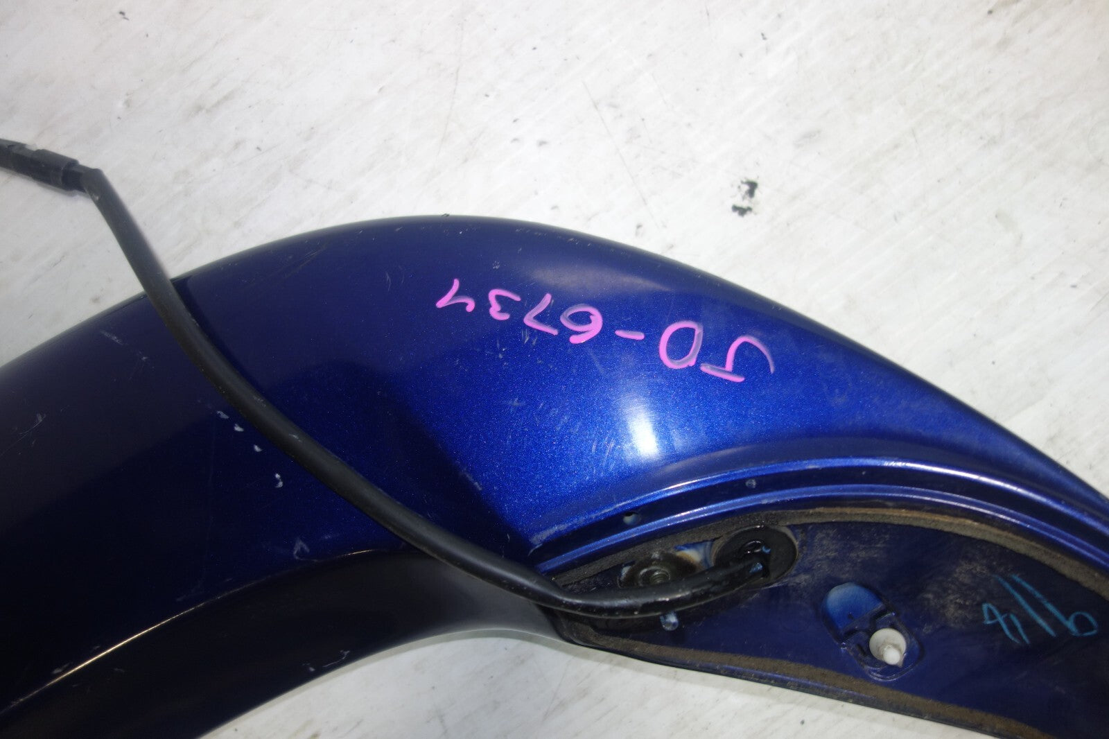 JDM 2000-2004 SUBARU LEGACY WAGON OEM USED REAR SPOILER WING WAGON BH5 2000-2004