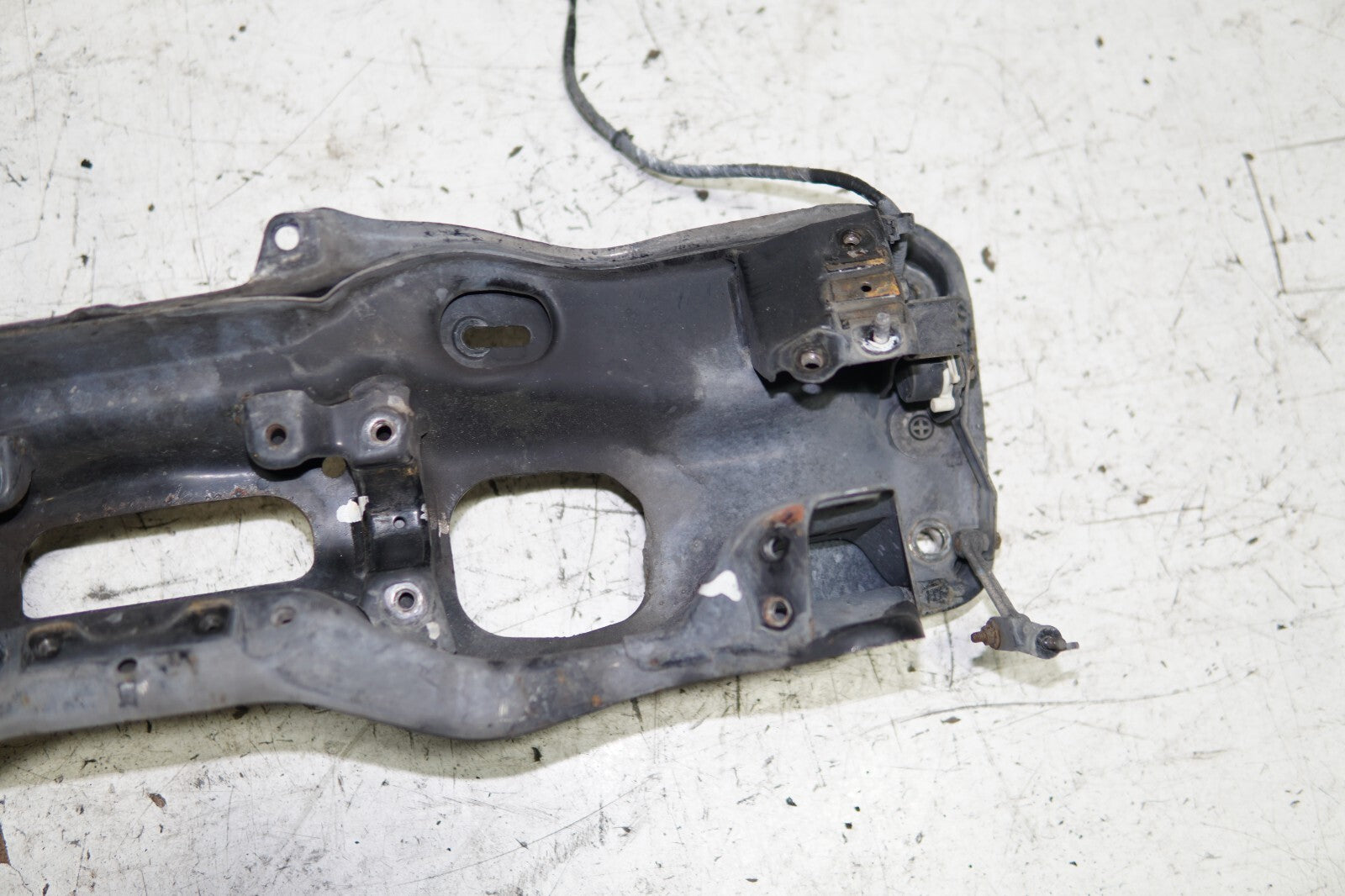 JDM 2005-2009 SUBARU LEGACY TURBO FRONT SUBFRAME CRADLE CROSSMEMBER MF-534
