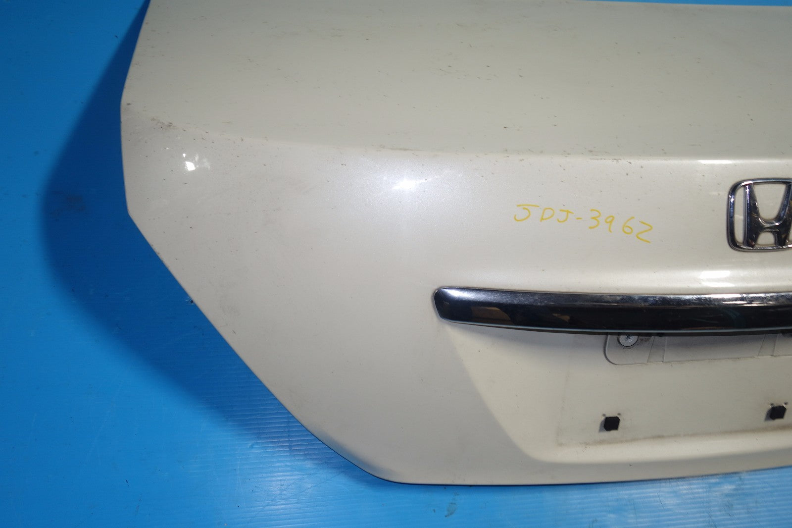JDM Acura RL OEM Trunk Lid Original Good Condition 2005 2006 2007 2008