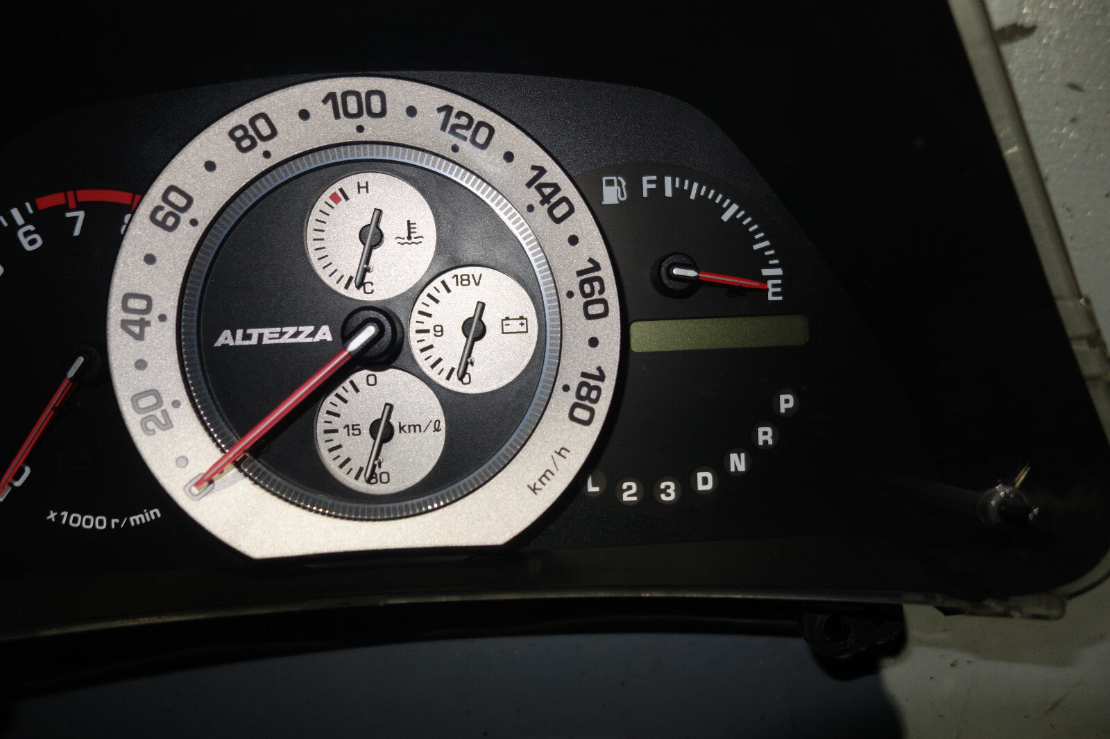 JDM Toyota Altezza Gauge Cluster Lexus IS300 Automatic 2001-2005 Speedometer