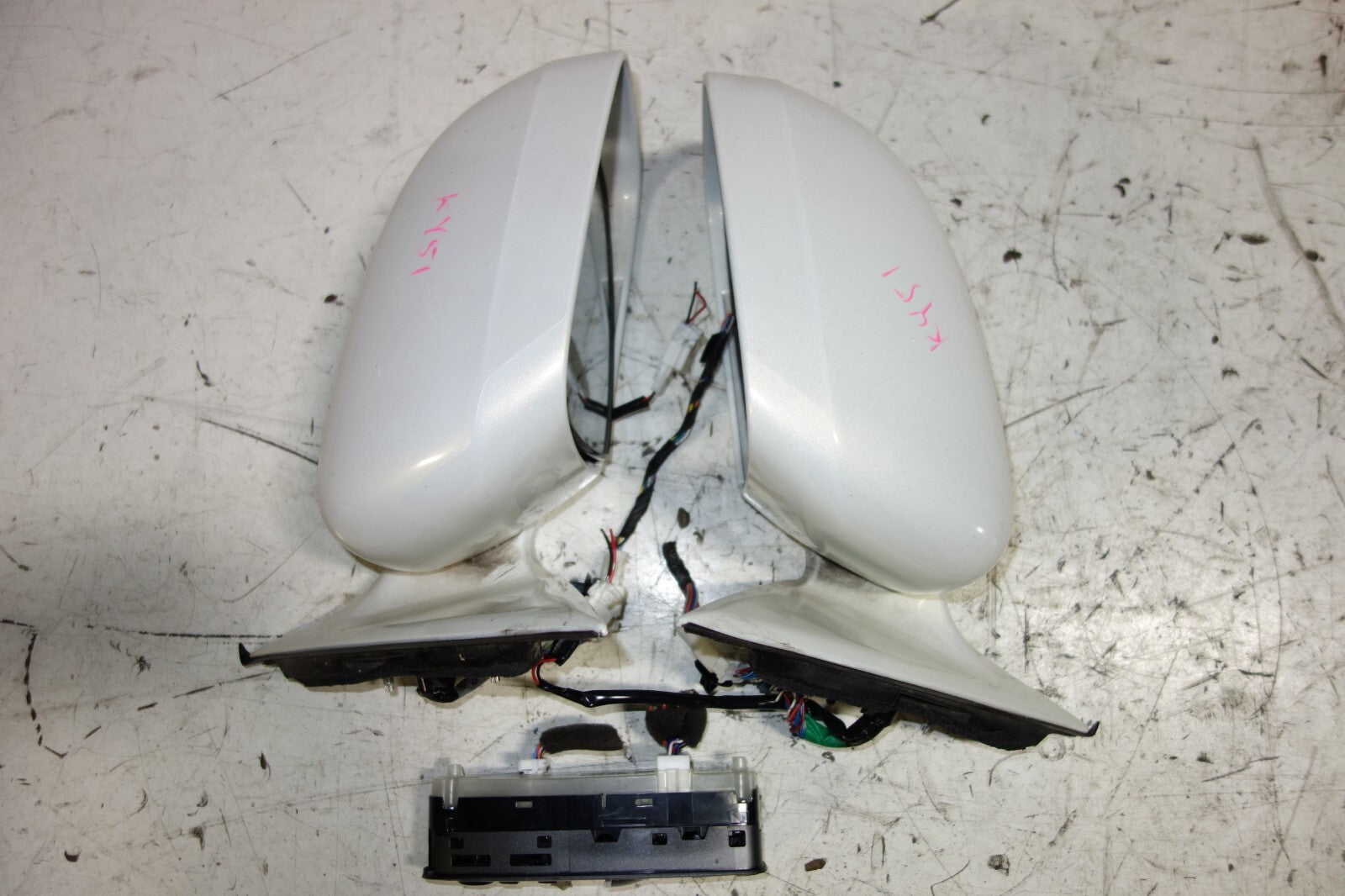 JDM GENUINE NISSAN FUGA KY51 OEM POWER FOLDING MIRRORS SWITCH AUTO FLIP