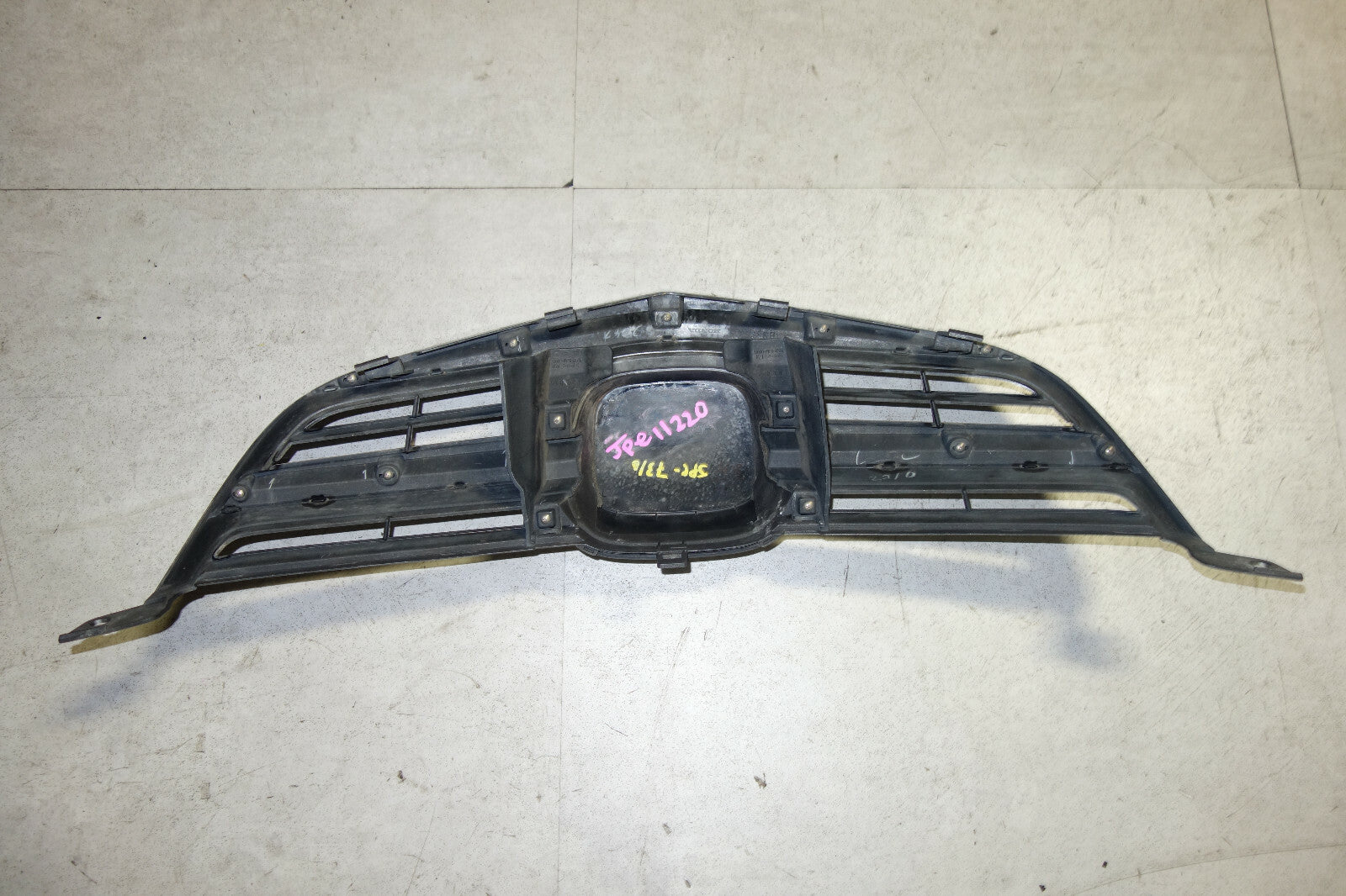 JDM Acura RL Honda Legend KB1 Front Grille Grill 2005-2008 OEM #11220