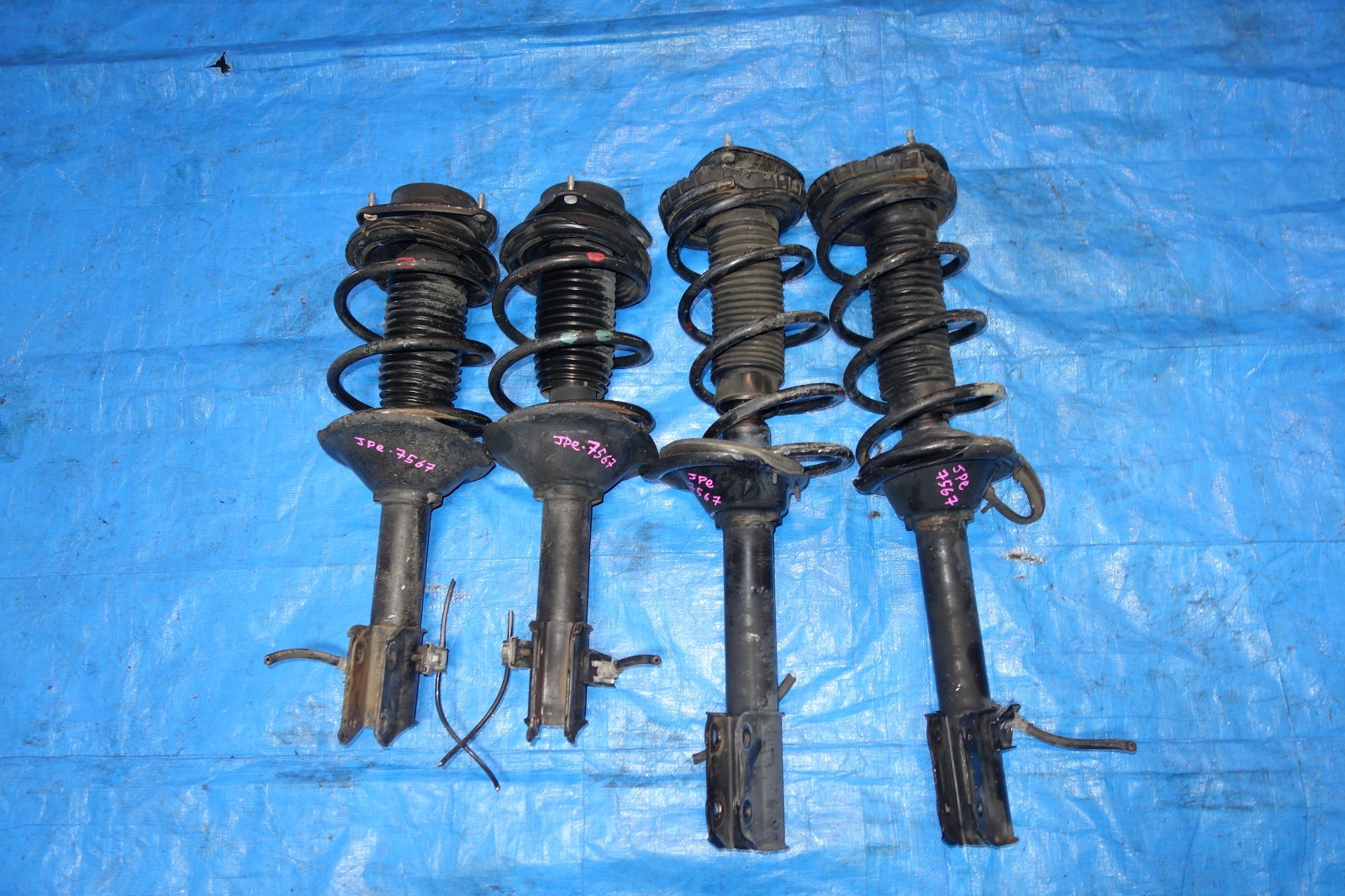 JDM Subaru Forester KYB Shocks Coil Springs Struts Suspension Assembly 1998-2002