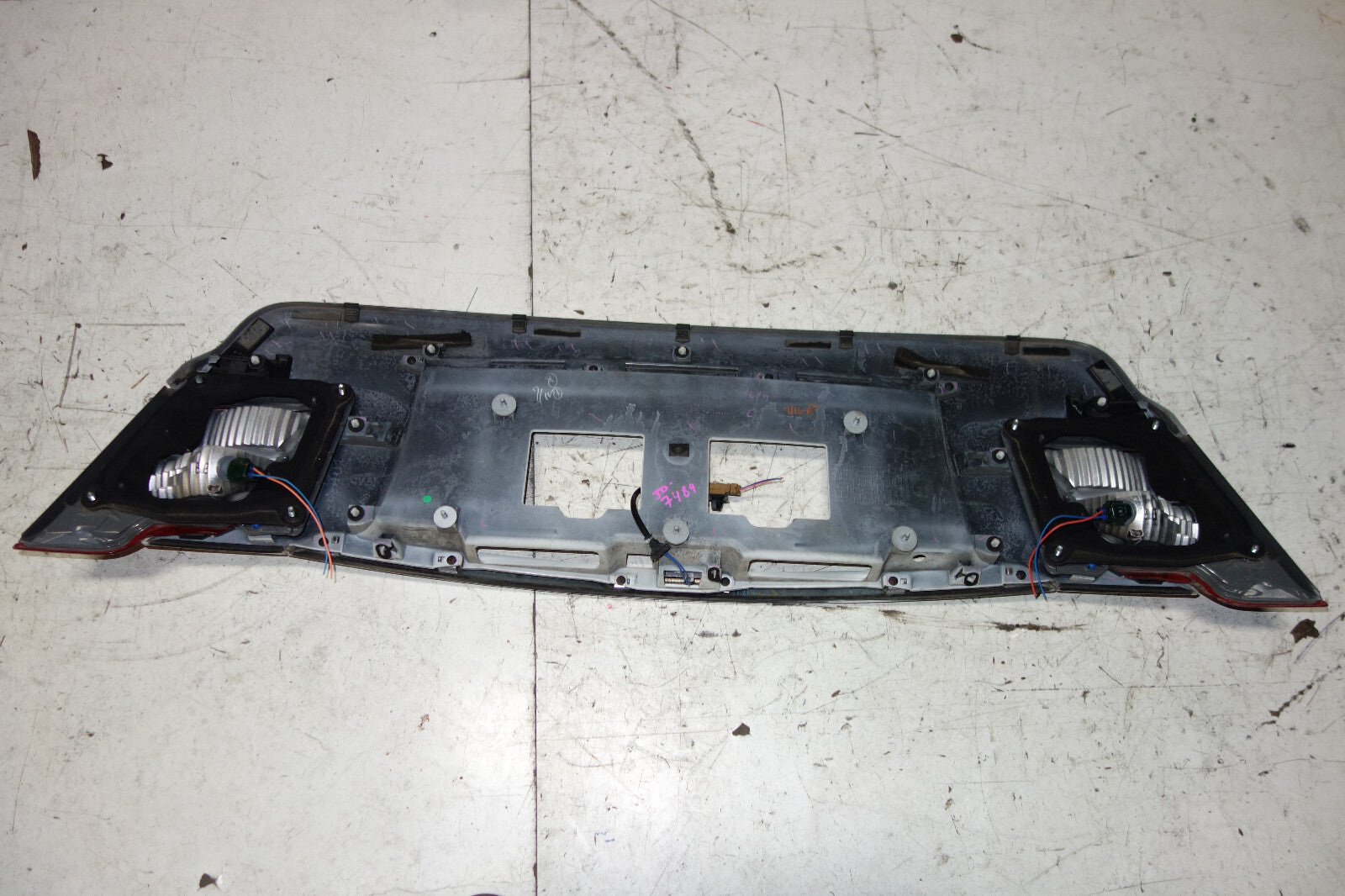 JDM NISSAN FUGA KY51 Infiniti M37 M56 Trunk Lid Trunk Lid Inner Trunk Lights