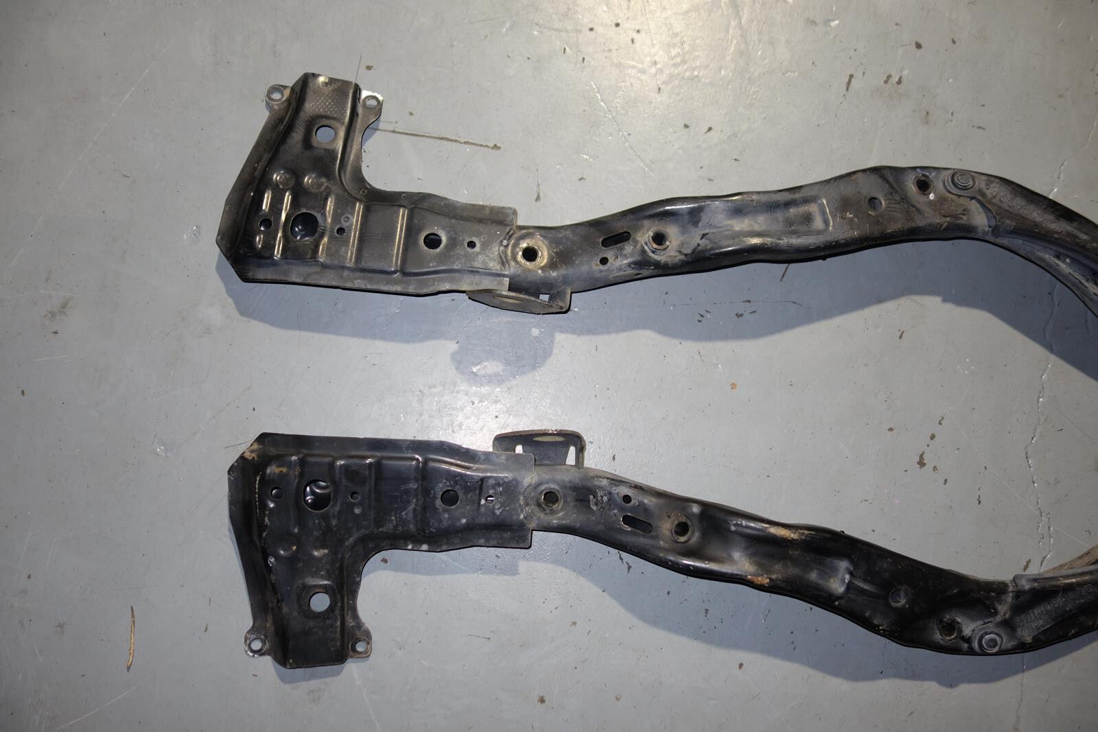 JDM 2003-2008 Subaru Forester STi SG9 XT XS Subframe U-Frame Shaped Cross Member