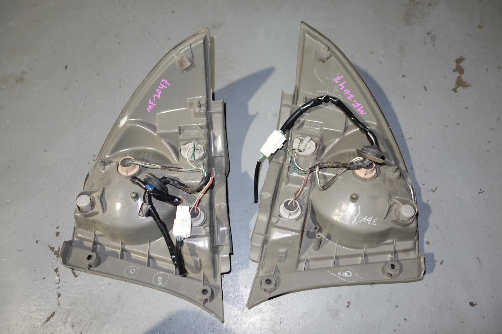 JDM LEXUS IS300 2001-2005 TAIL LIGHTS TOYOTA ALTEZZA SEX10 TAIL LAMP 2001-2005