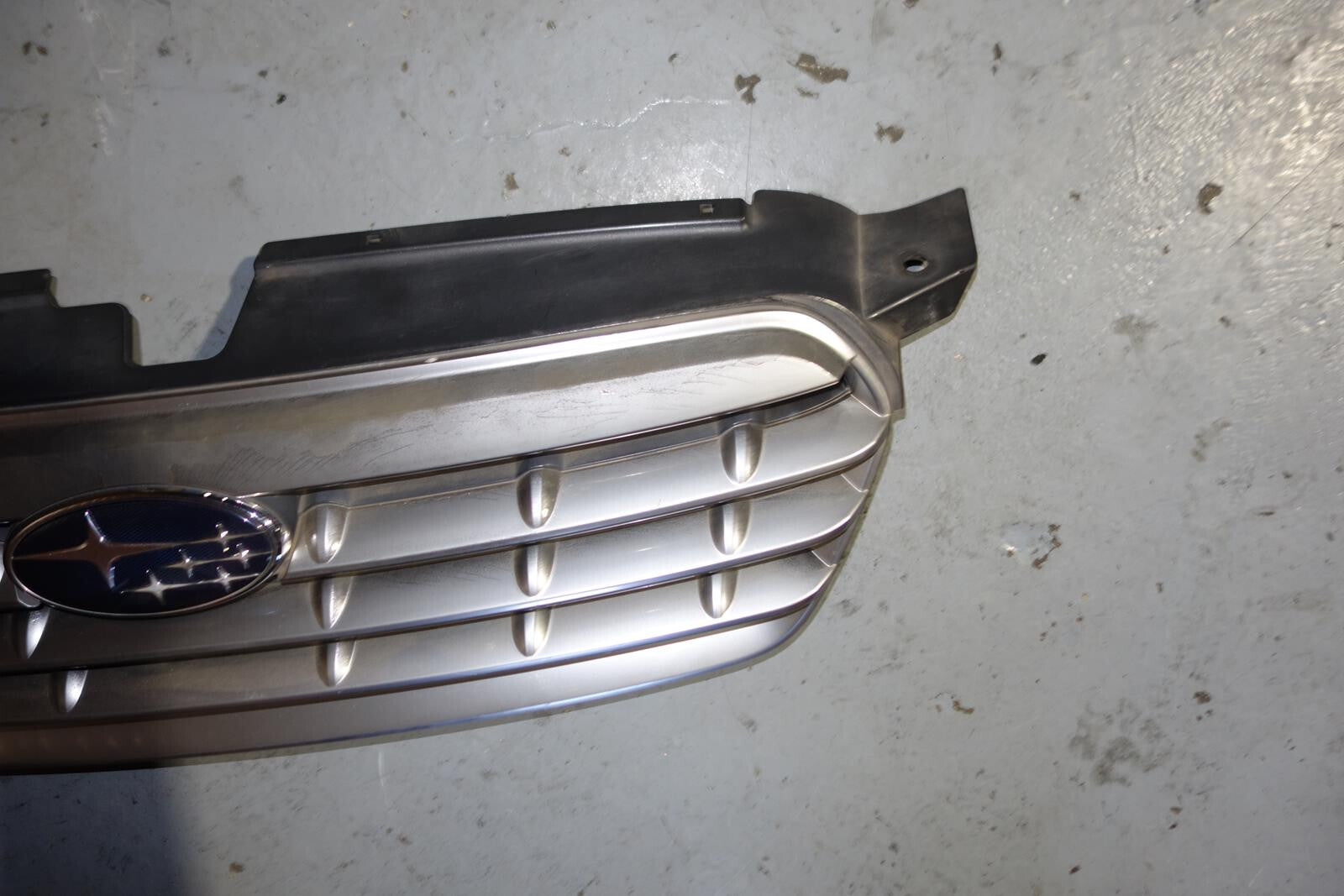 JDM Subaru Legacy Outback Grille 2008 2009 OEM Genuine MF-1617