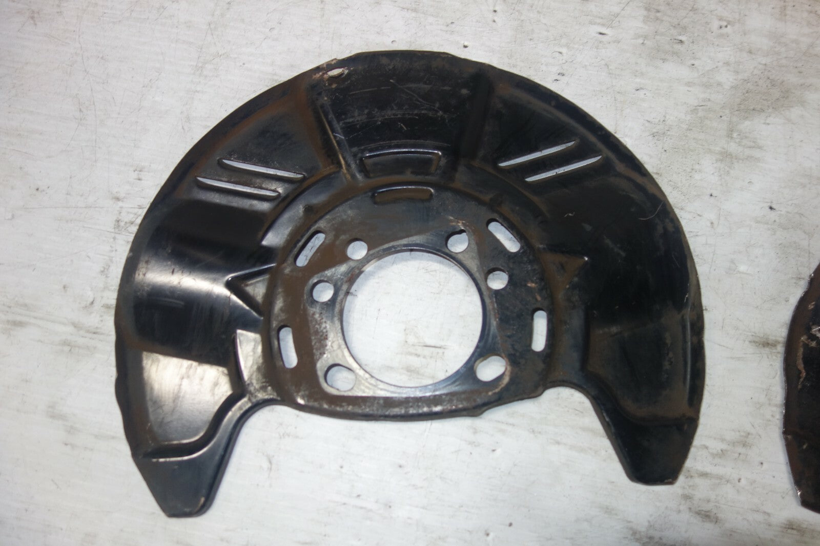 JDM SUBARU LEGACY & OUTBACK OEM FRONT SHIELD DUST PLATE LEFT & RIGHT 2005-2014