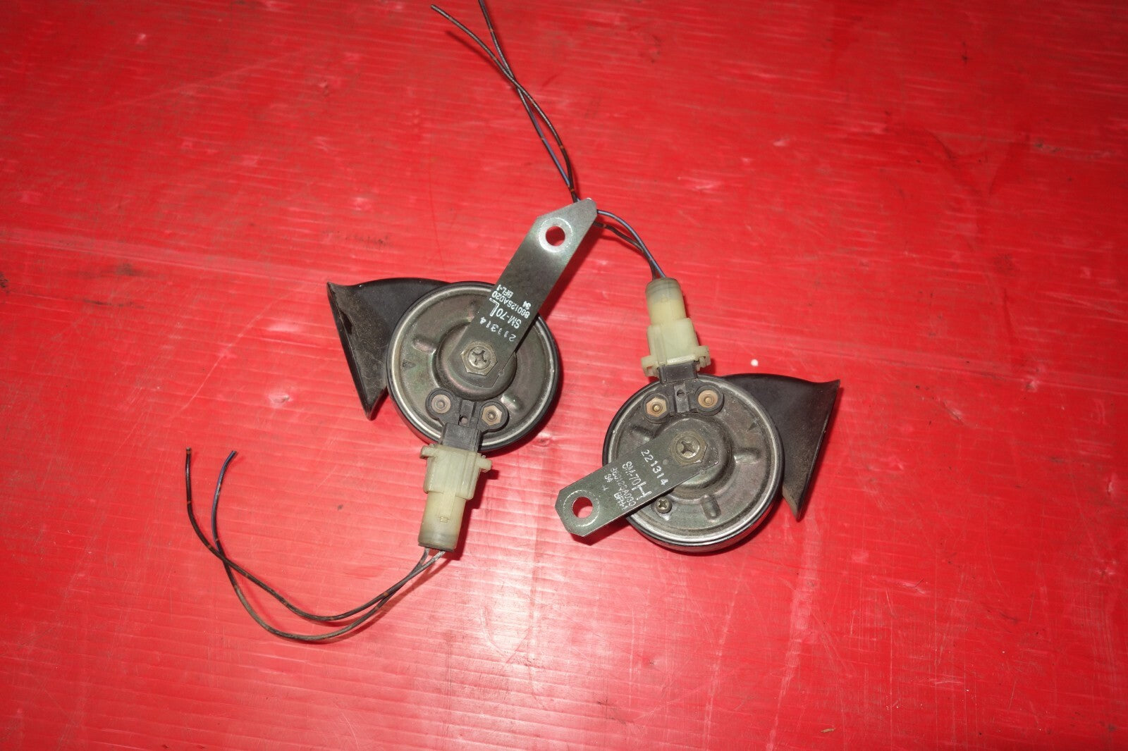 JDM Subaru Forester Horns Horn Assembly Left & Right OEM SG5 OEM 2003-2005 #6669