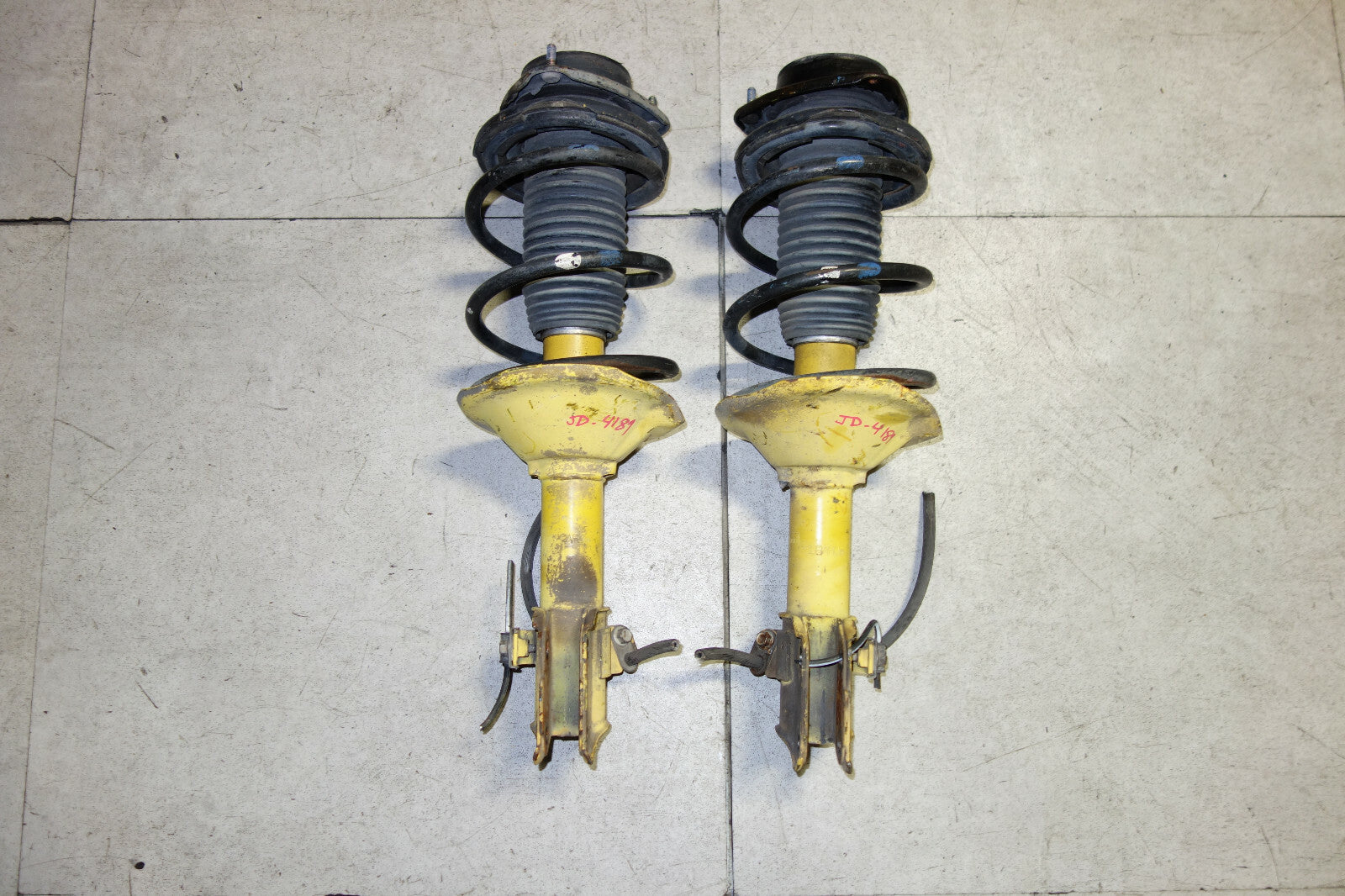 JDM Subaru Legacy Impreza WRX STi Forester Front Shocks Coil Spring Struts 90-04