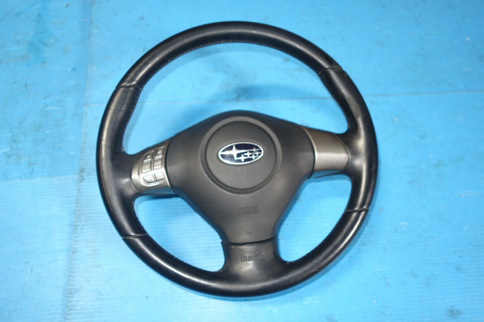 JDM Subaru Legacy & Outback OEM Momo Steering Wheel & Hub BP5 2005-2009 #5778