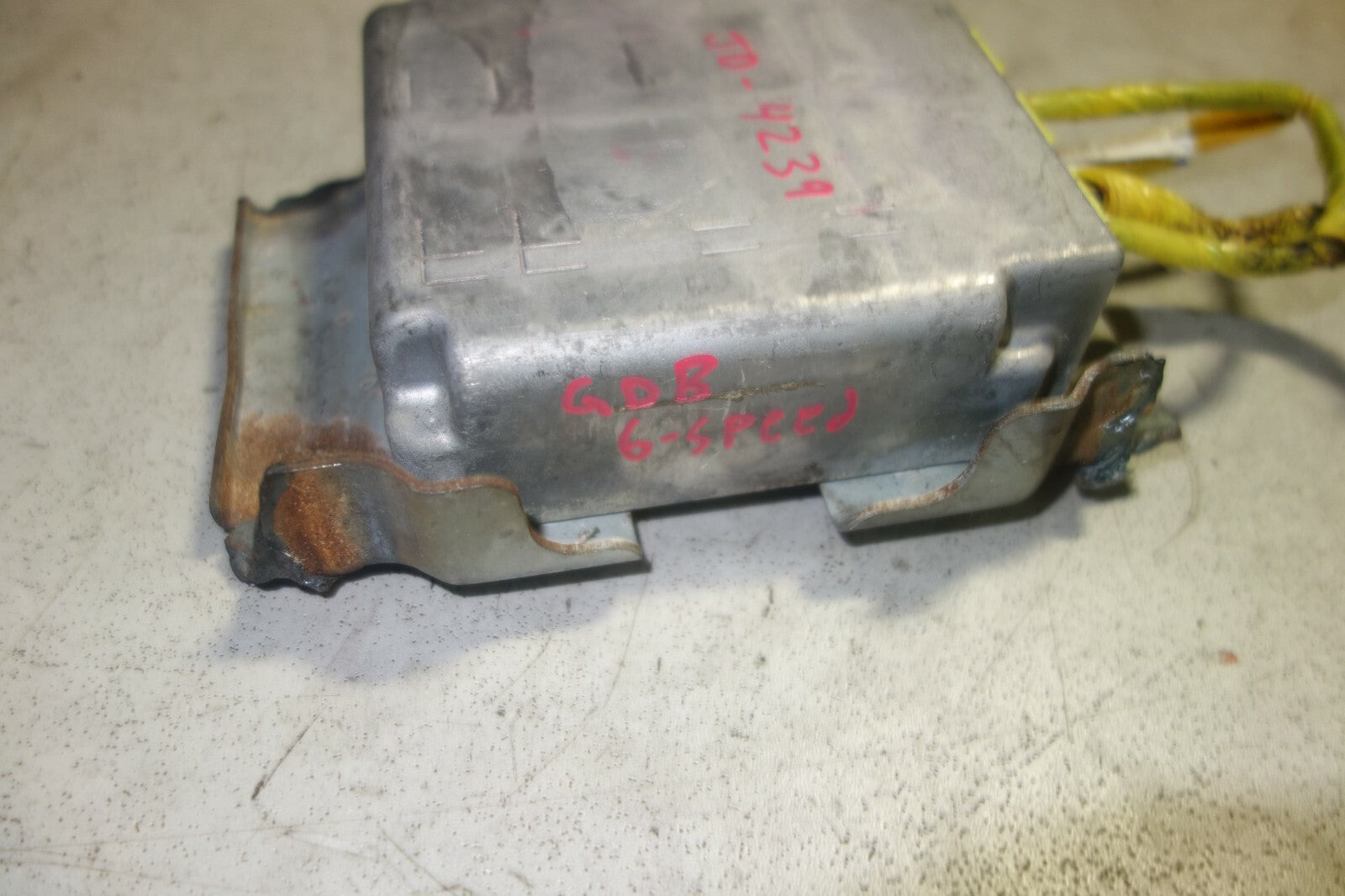 JDM Subaru Impreza WRX STi SRS Airbag ECU Control Unit 98221FE000 GDB 2002-2003
