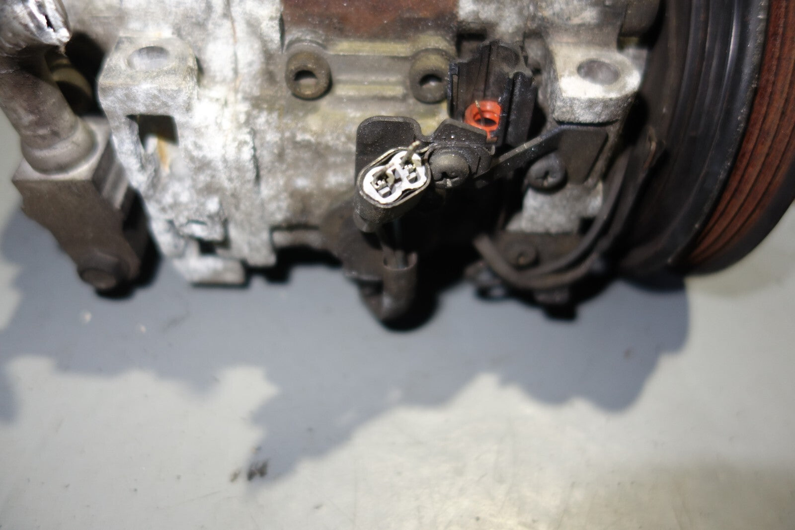 JDM SUBARU LEGACY B4 TWIN TURBO AC COMPRESSOR EJ208 EJ206 AIR A/C Clutch 2000-04