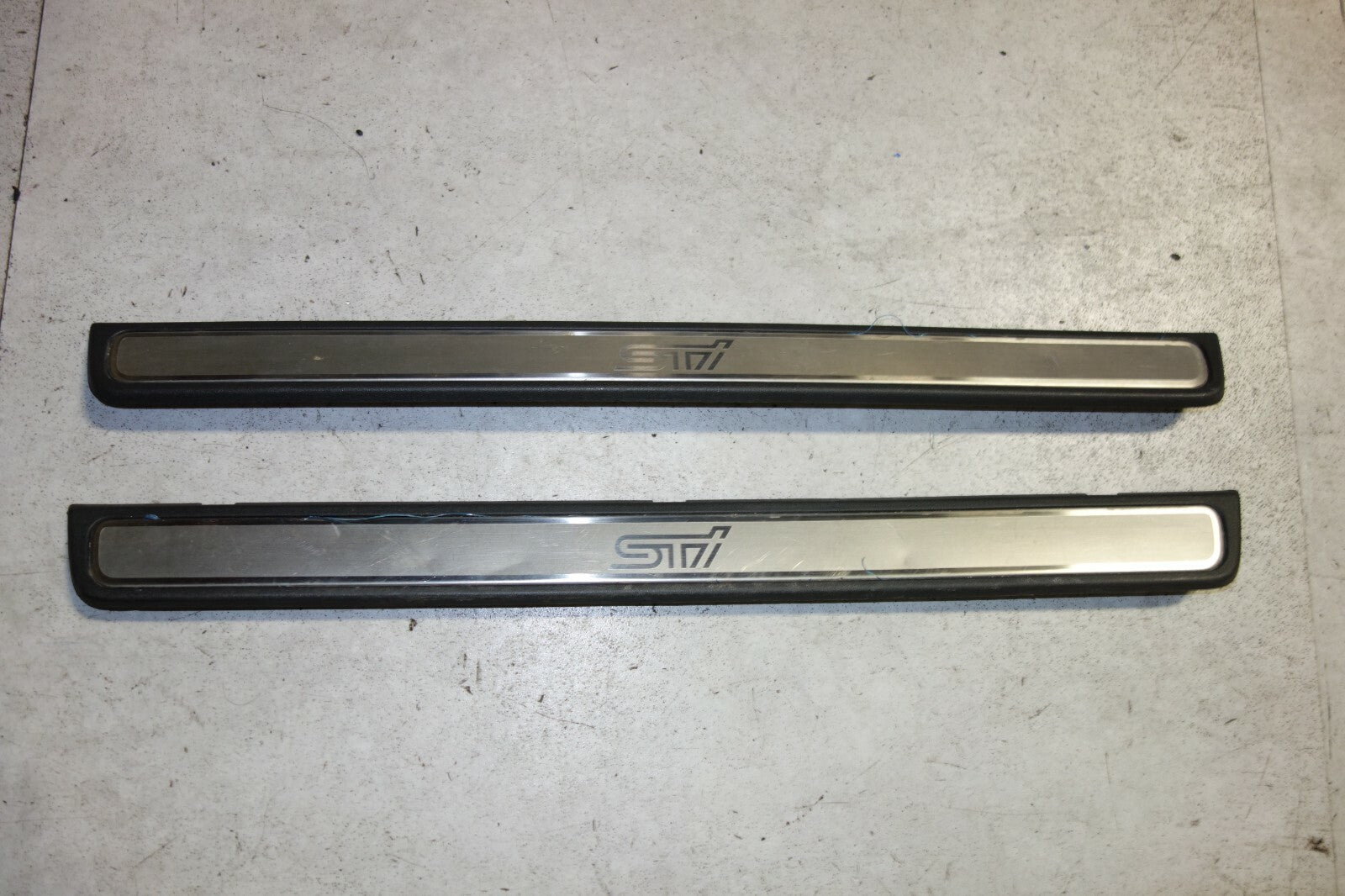 JDM 2008-2012 SUBARU IMPREZA WRX STI GRB OEM DOOR SILLS SCUFF PLATES STEPS SILL