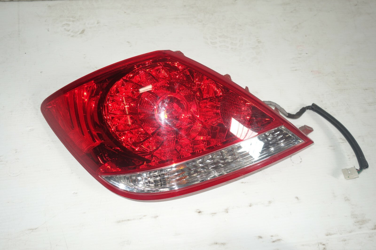 JDM 2005-2008 ACURA RL KB1 OEM LEFT TAIL LIGHT GENUINE TAILLIGHT LAMP ORIGINAL