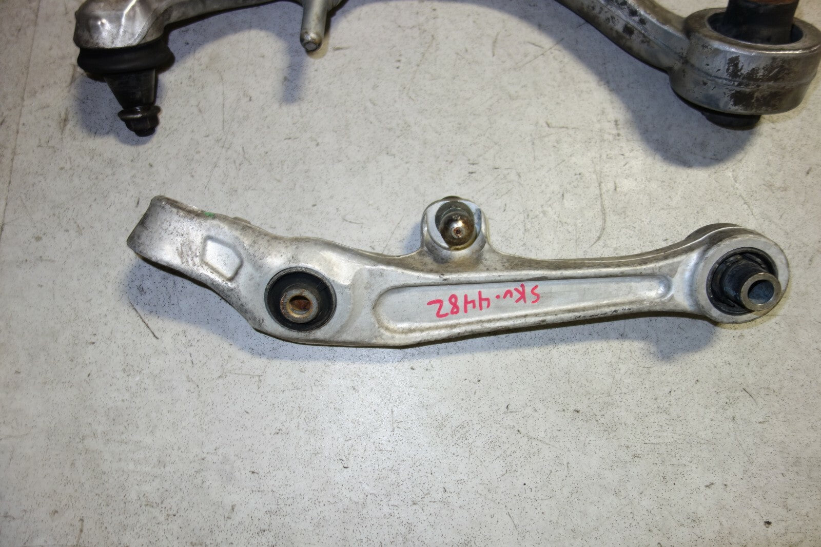 JDM Nissan 350z / G35 OEM Front Lower Control Arm Pair Rearward Forward LH 03-09