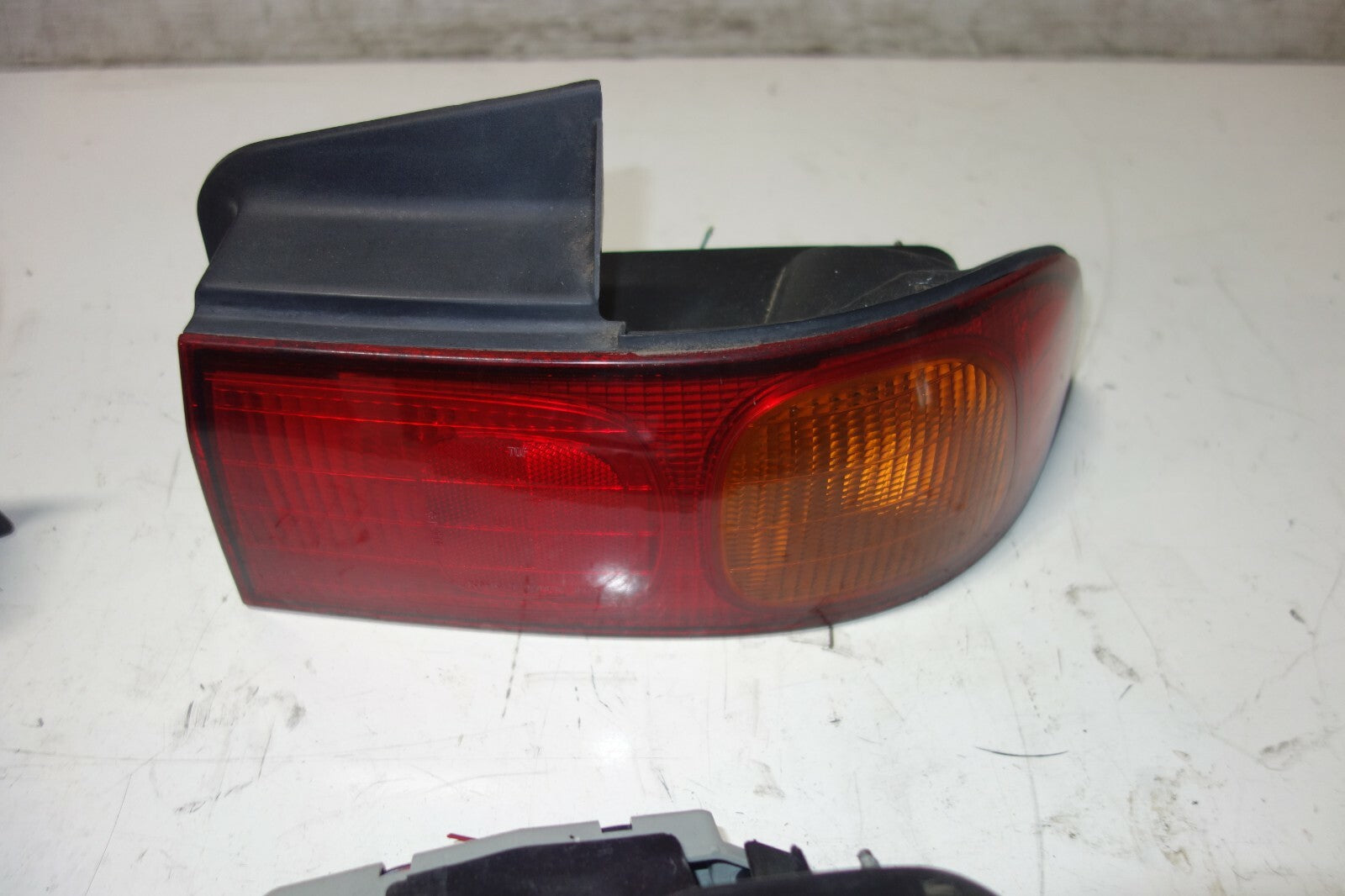 JDM Honda Acura Integra DB8 Rear Tail Lights Lamps OEM 4-door 1994-2001