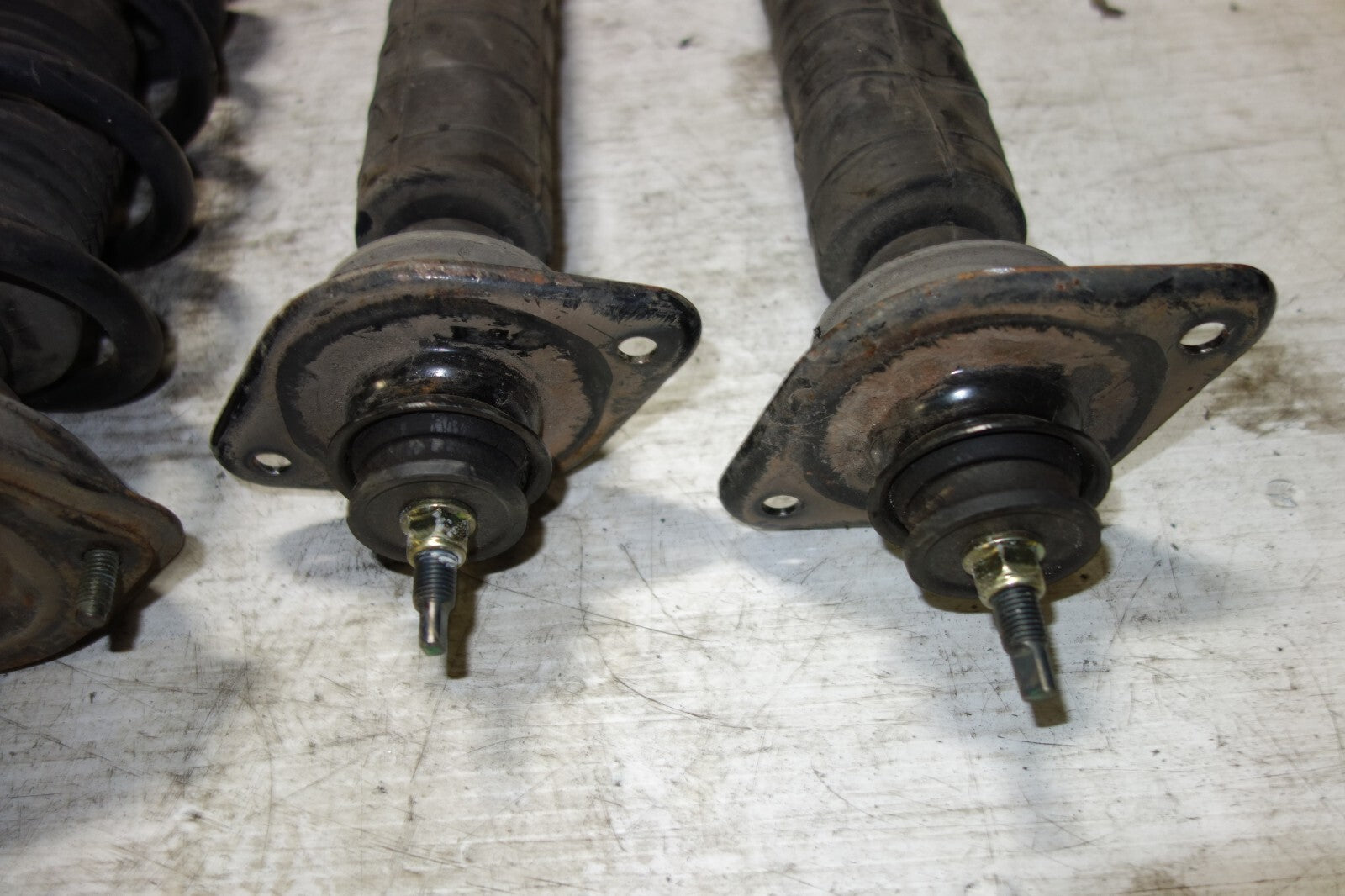 JDM Nissan 350z / G35 Coupe OEM Front & Rear SUSPENSION SHOCK ABSORBERS 2003-09
