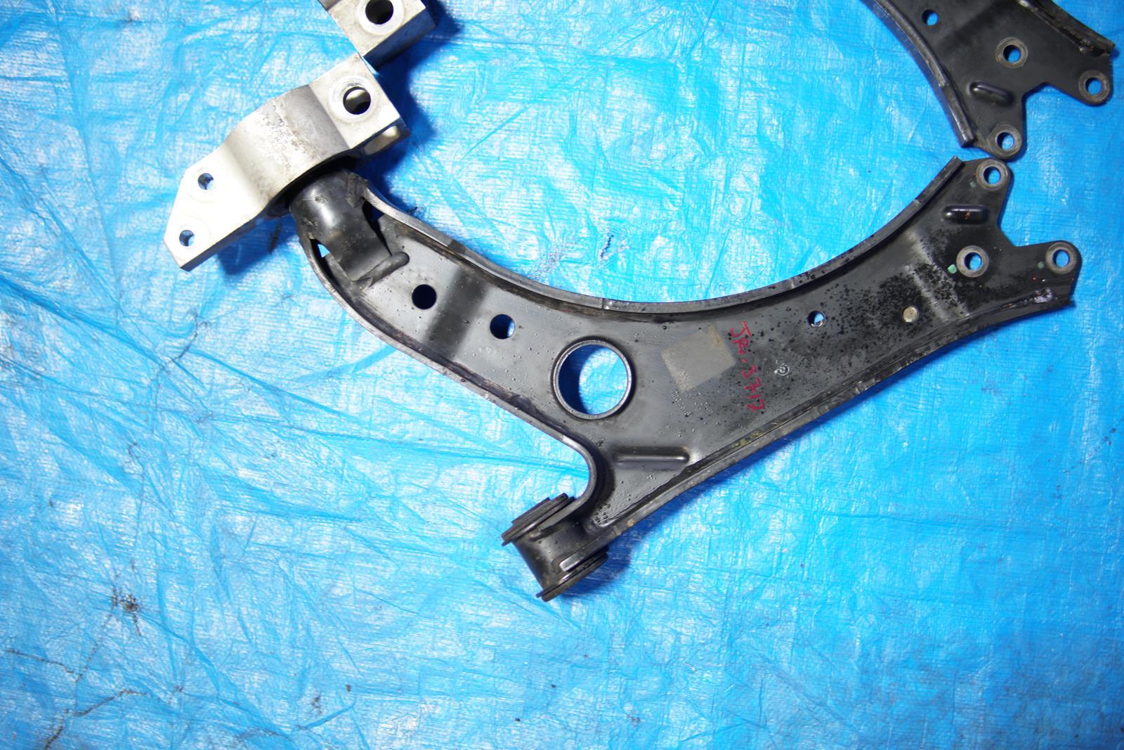 VW Golf GTi MK5 OEM Front Lower Control Arms Suspension 2006-2007 JDM 1K0407189E
