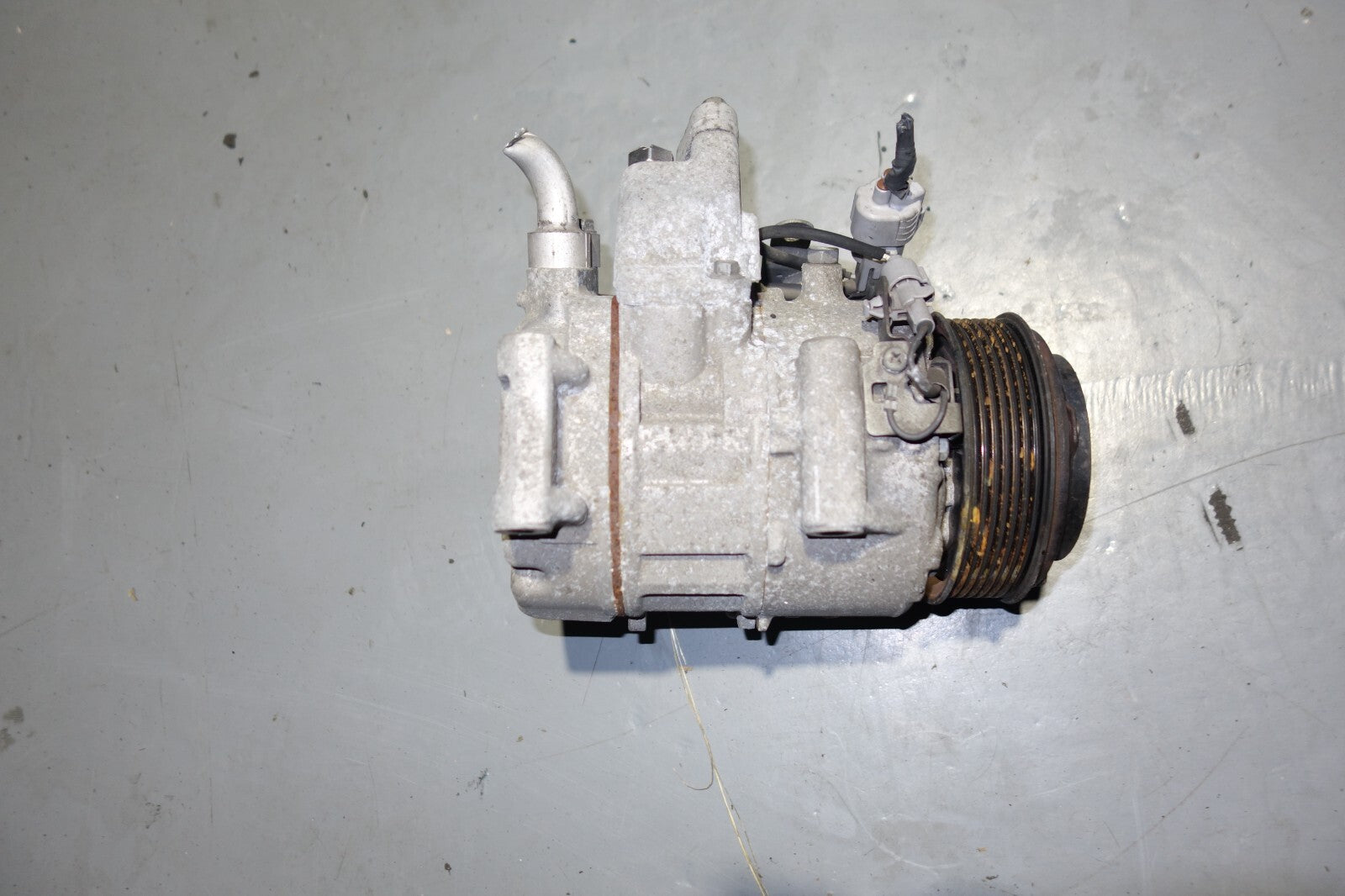 JDM TOYOTA /LEXUS 2GR FE V6 3.5L USED  AC COMPRESSOR OEM 447260-1151