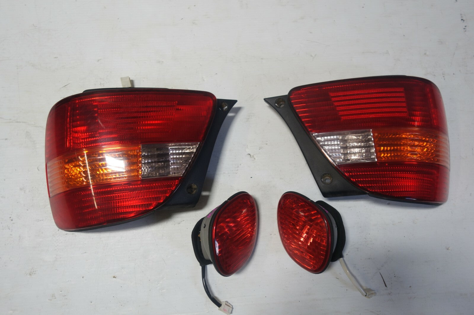 JDM 1998-2005 TOYOTA ARISTO LEXUS GS300  GS400 GS430 TAIL LIGHTS LAMP JZS161
