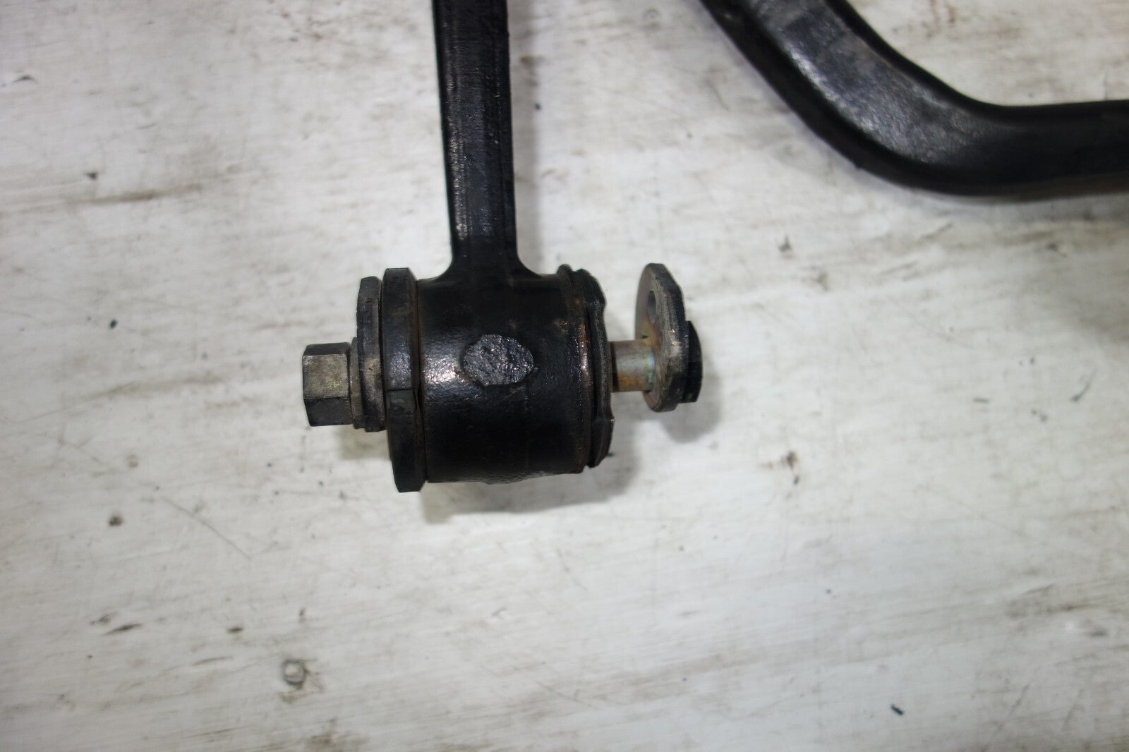 JDM 2001-2005 LEXUS IS300 OEM FRONT LOWER CONTROL ARM LEFT SIDE SXE10 ALTEZZA