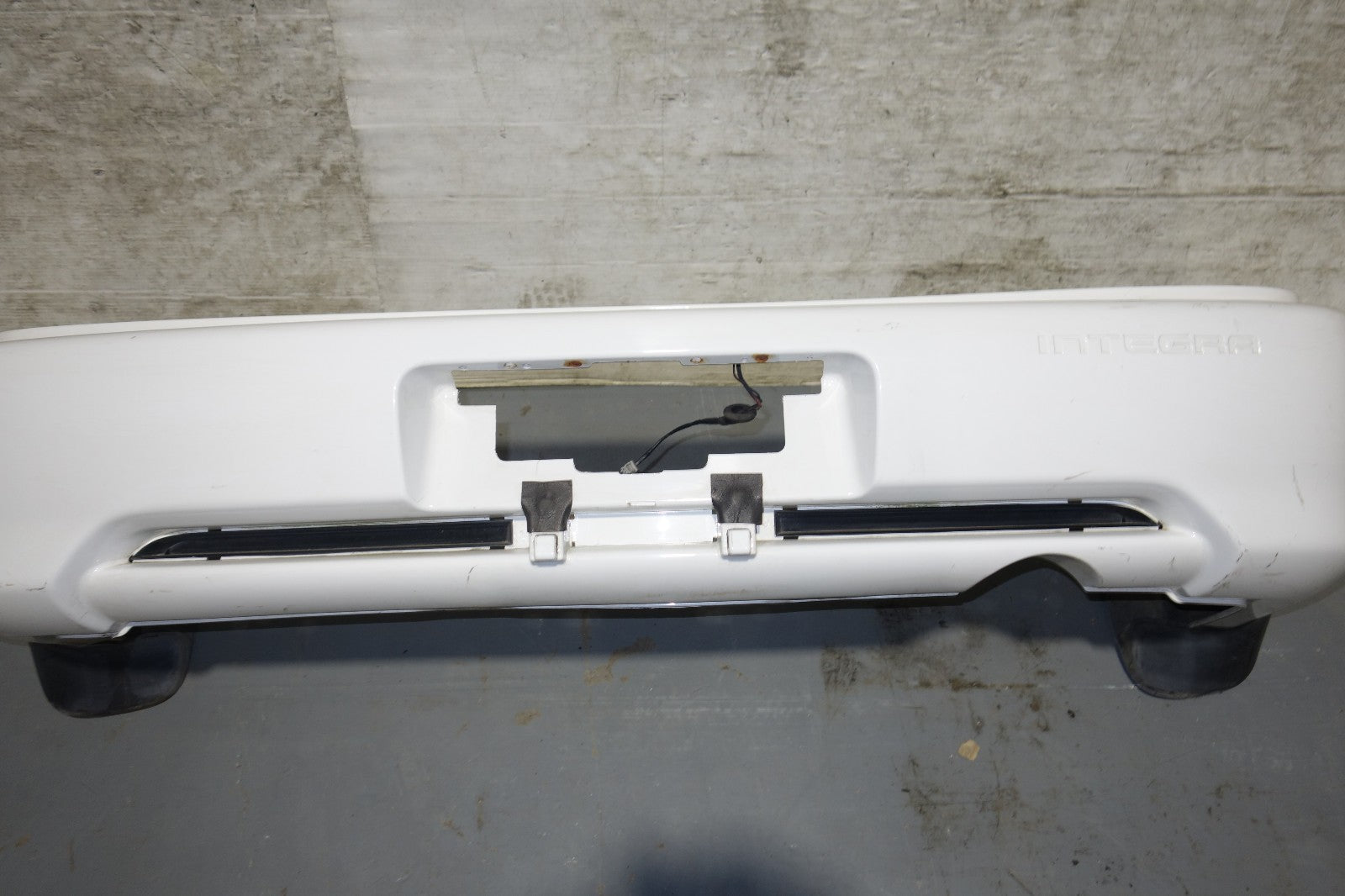 JDM 1998-2001 Spec Acura Integra Type R DC2 OEM 2-DR Rear Bumper Cover 1994-2001