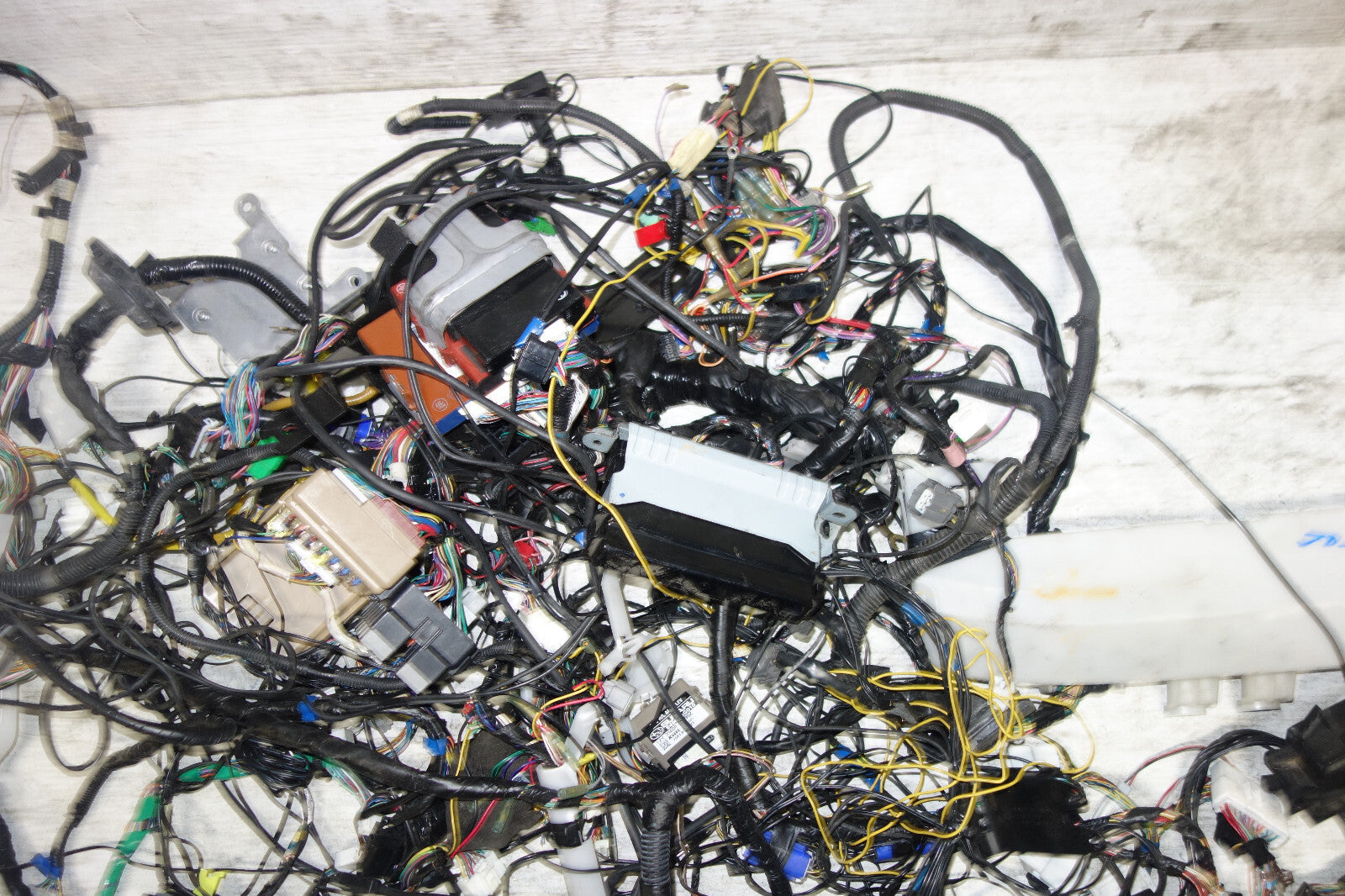 JDM Subaru Legacy EJ20 Turbo 6speed Computer Wire Harness Loom Wiring 22611AN150