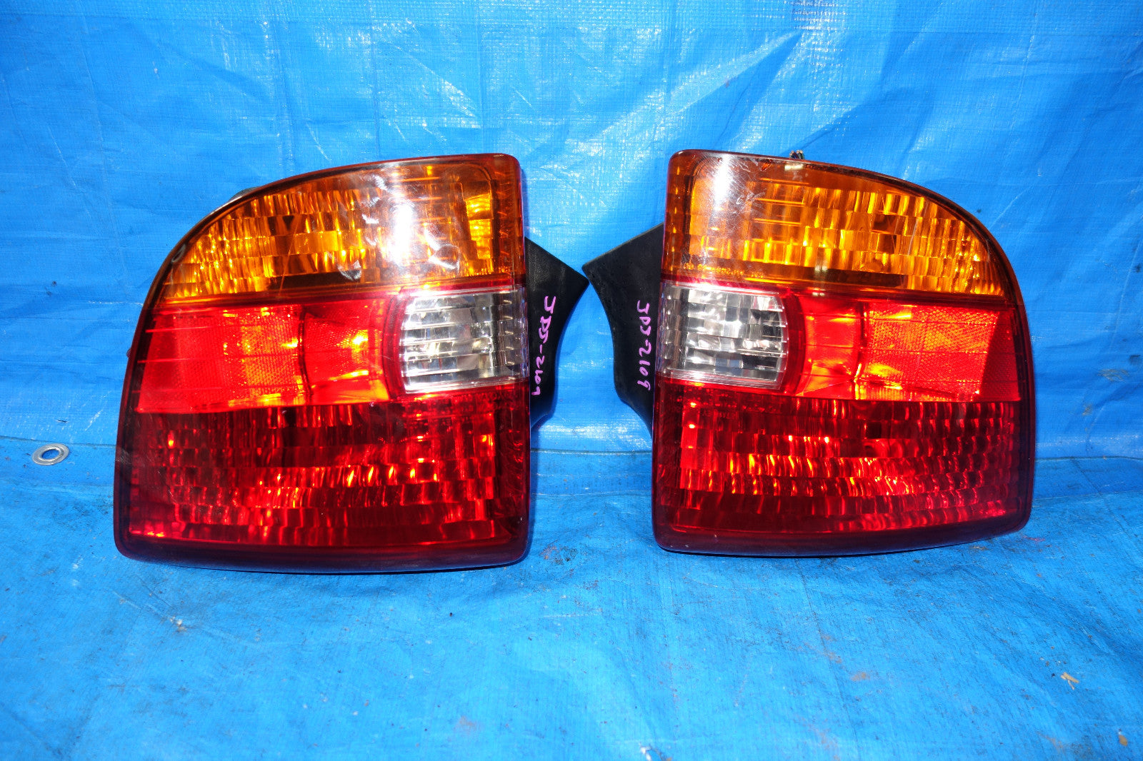 JDM Toyota Celica OEM Rear Tail Lights Lamps Left & Right ZZT231 2000-2005 #2109