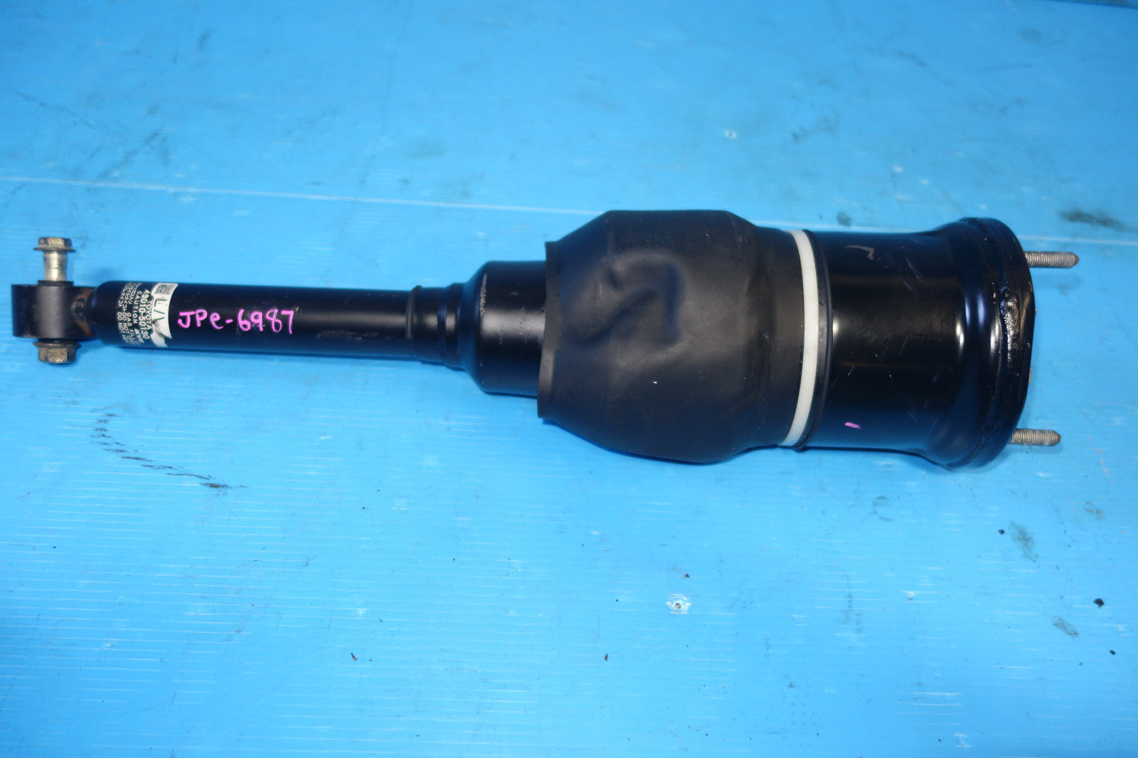 Lexus LS430 Front Right Passenger Side Air Shock Strut Absorber 2004-2006 JDM
