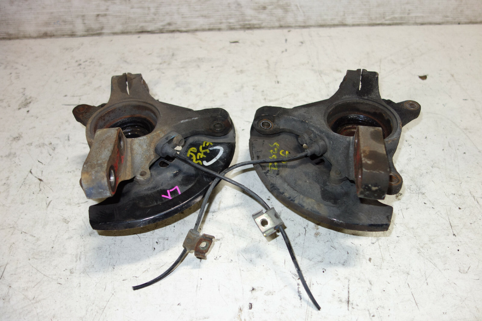 2002-2007 JDM Subaru Impreza Wrx Sti Front Spindles Hubs Knuckles Bearings 5X100
