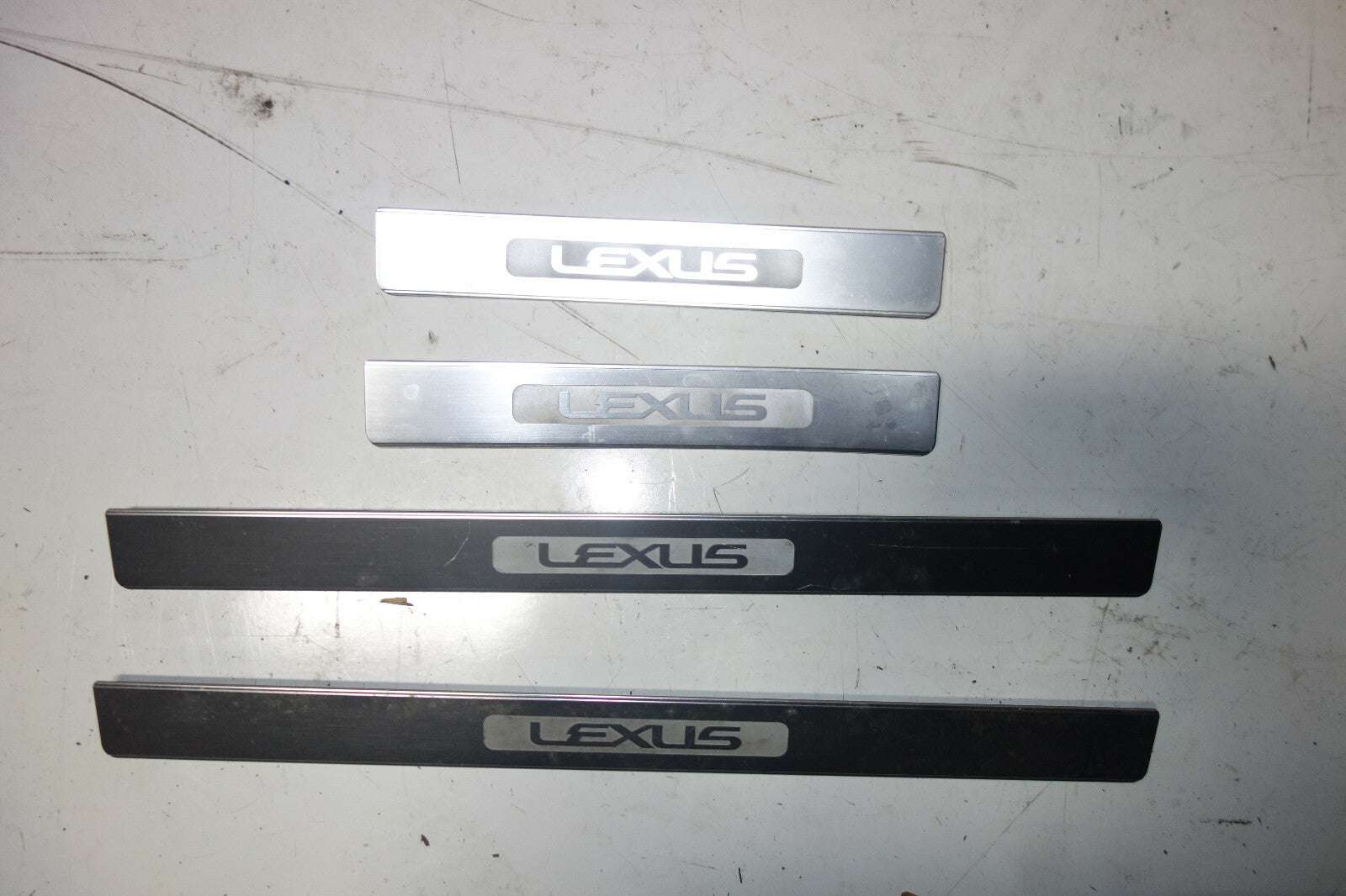 JDM Lexus GS350 GS300 Inner Door Sills Scuff Plates 2006-2011 OEM Japan