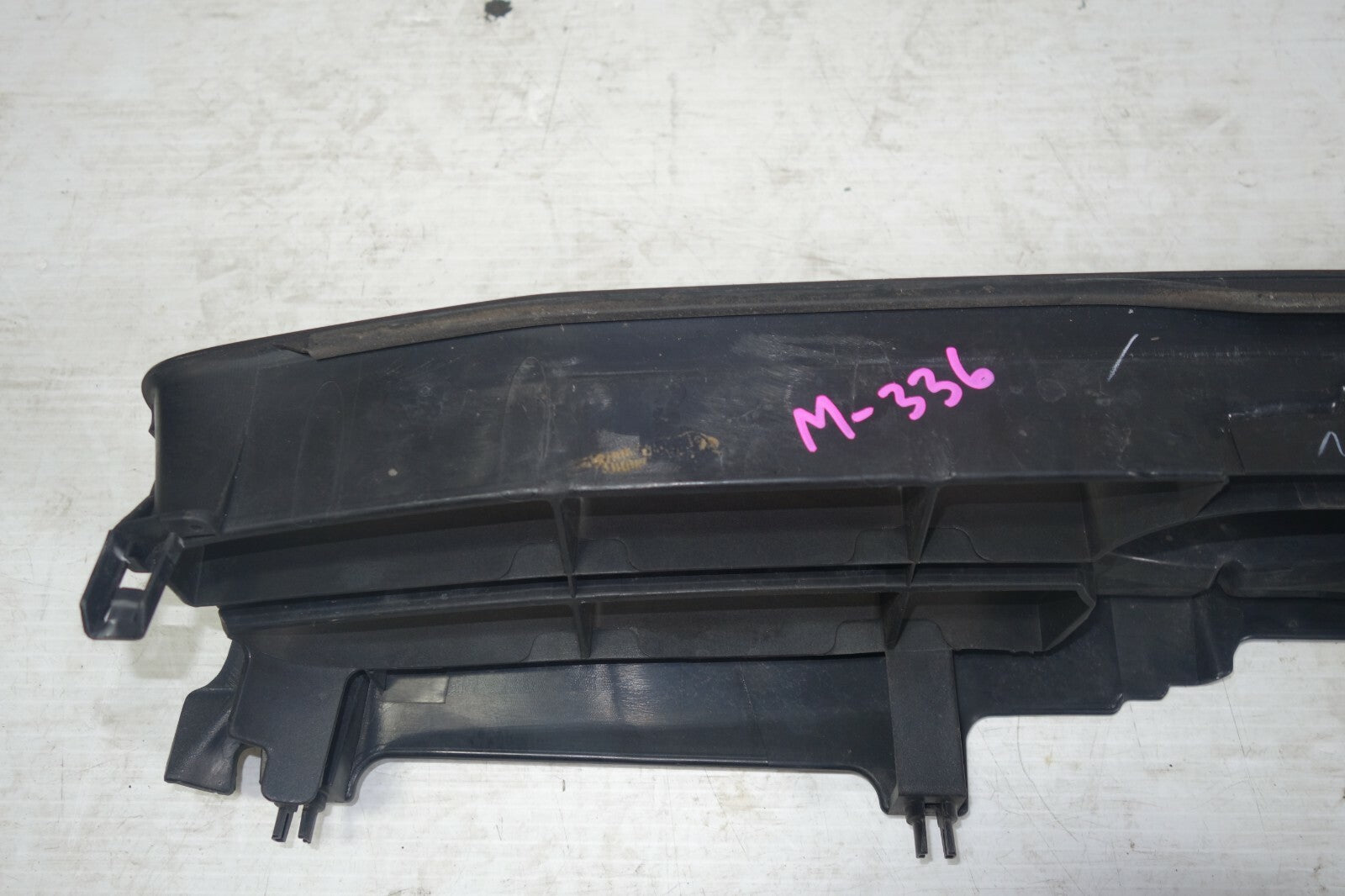 JDM 2004-2005 SUBARU IMPREZA WRX STi V8 FRONT GRILLE OEM OUTBACK SPORT TS RS V8