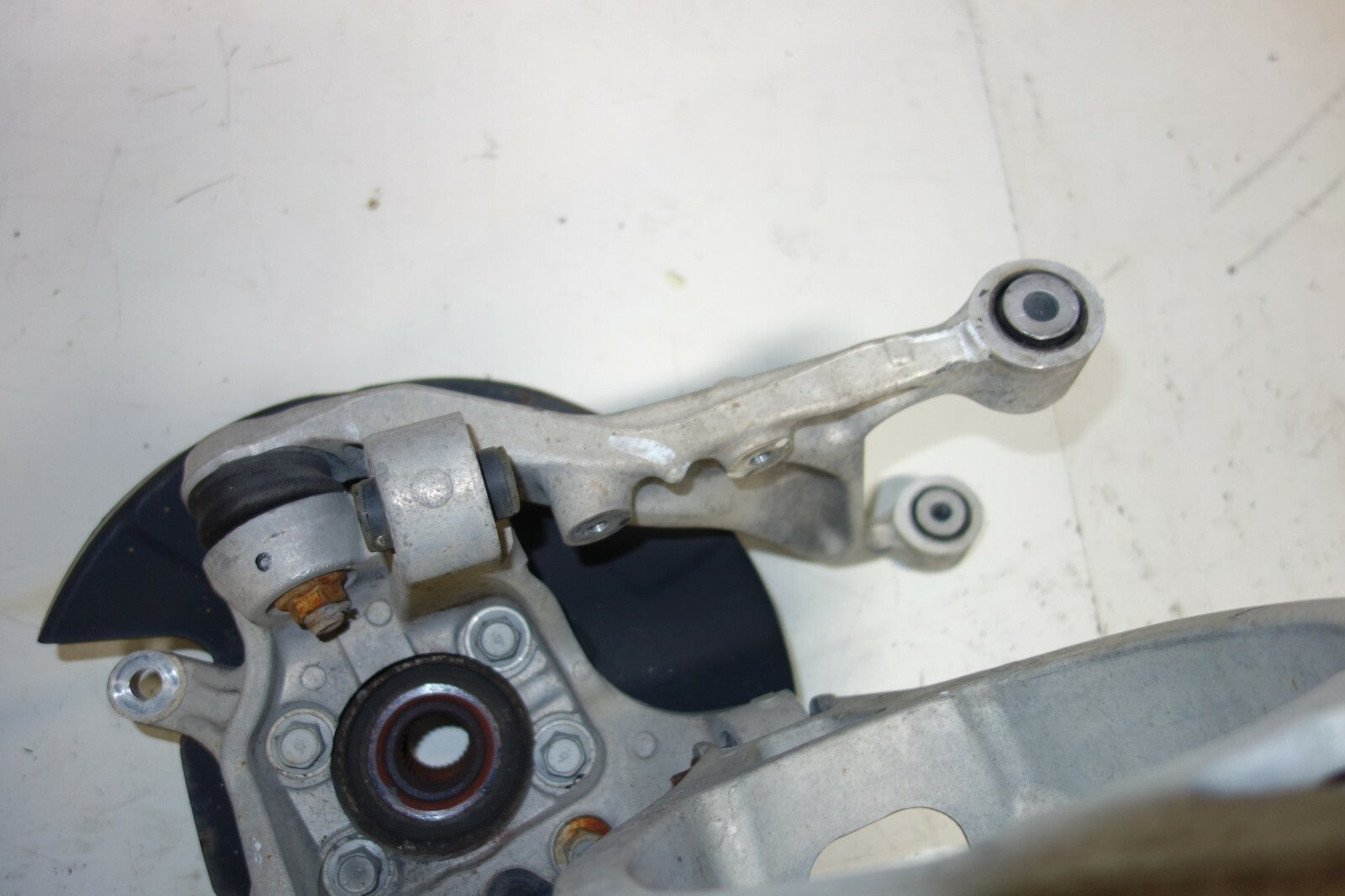 JDM Infiniti G35 Rear Left Spindle Wheel Hub Control Arms 2003-2007 Coupe