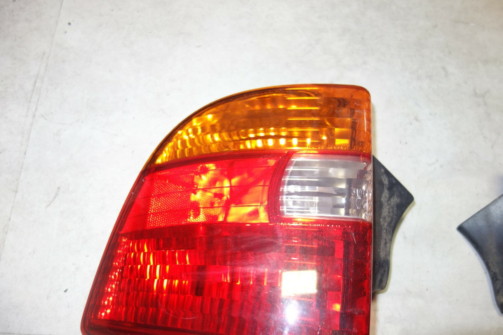JDM 2000-2005 TOYOTA CELICA OEM TAIL LIGHTS LH LR TAIL LAMPS 2000-2005