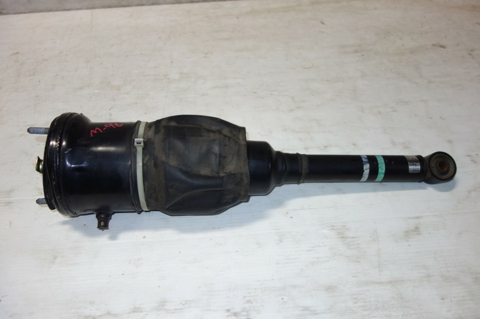 JDM 2004-2006  LEXUS LS430 OEM FRONT AIR SHOCK STRUT RIGHT SUSPENSION FITS:LS430