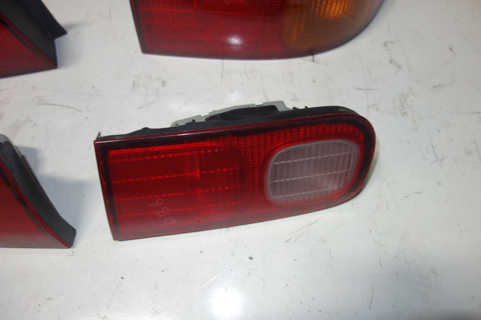 JDM Honda Acura Integra DB8 Rear Tail Lights Lamps OEM 4-door 1994-2001