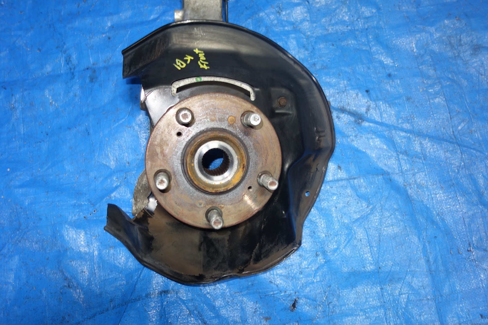 Acura RL Front LH Left Side Wheel Hub Bearing Knuckle Spindle Hub 2005-12 JDM