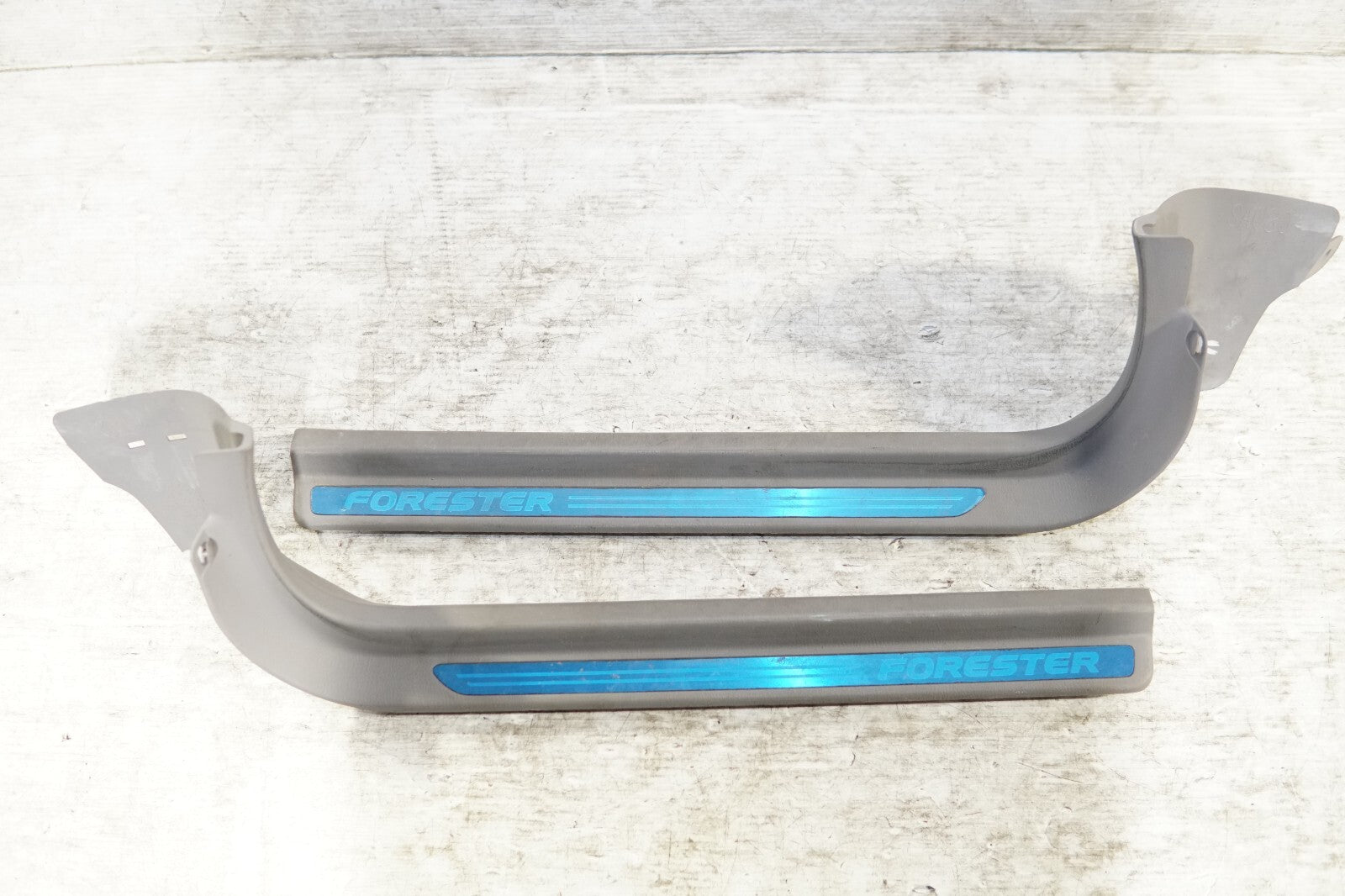 Subaru Forester Door Sills Genuine Rh LH 2003-2008 MF-447