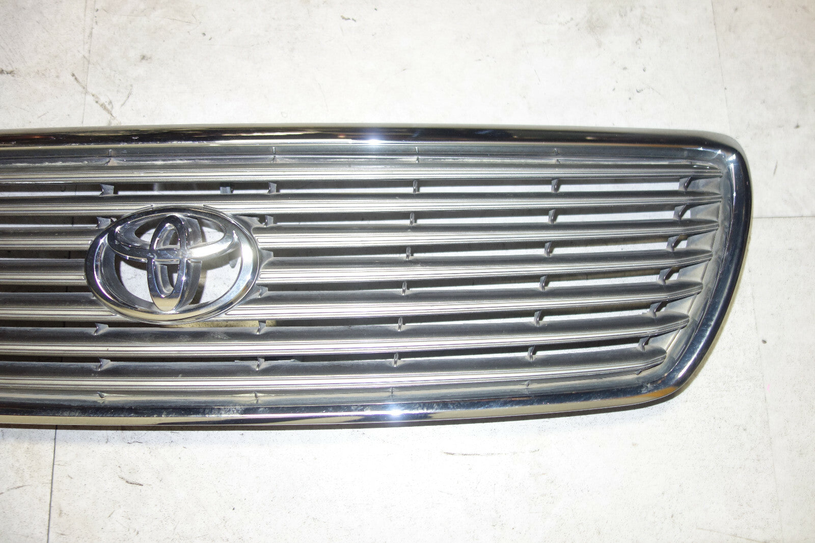 JDM Lexus LS430 / Toyota Celsior Front Grille Grill 2001-2003 UCF31 UCF30