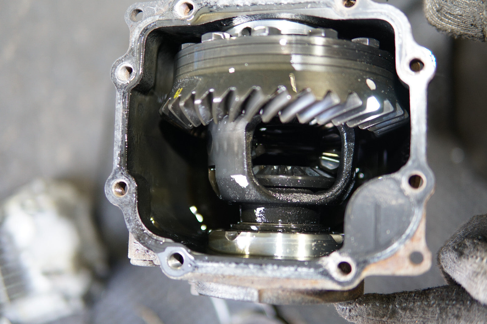 JDM Subaru Legacy Outback R160 3.27 Ratio LSD Rear Differential BP5 Viscous LSD