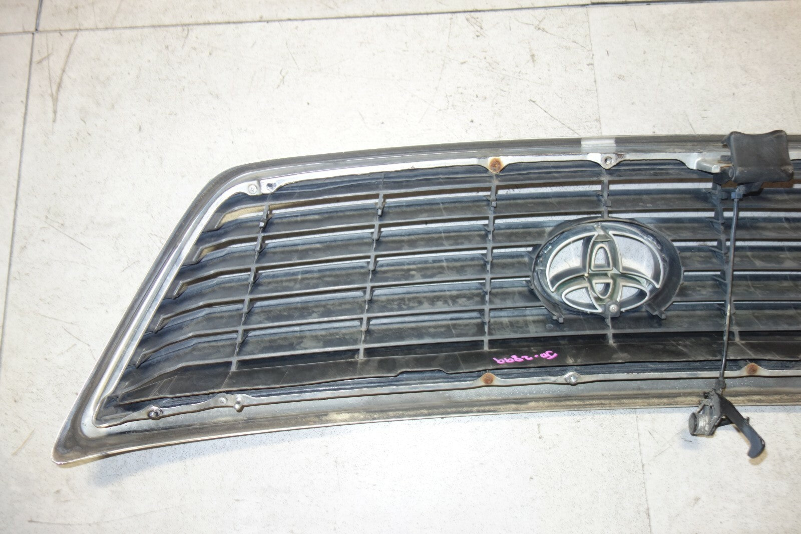 JDM 2004-2006 GENUINE LEXUS LS430 GRILLE UCF30 UCF31 OEM FRONT TOYOTA CELSIOR