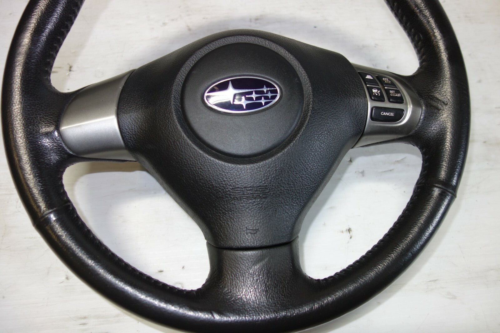 JDM 2005-2009 SUBARU LEGACY & OUTBACK STEERING WHEEL & HUB 2005-2009 M-910