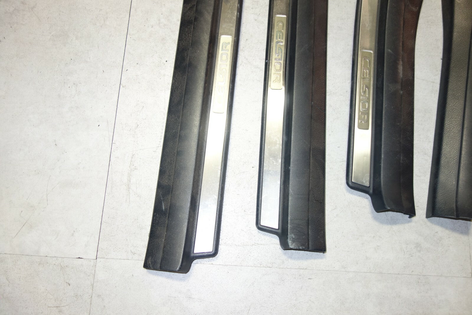 JDM Lexus LS430 Toyota Celsior Door Sills Scuff Plates 2001-2006 UCF30 UCF31