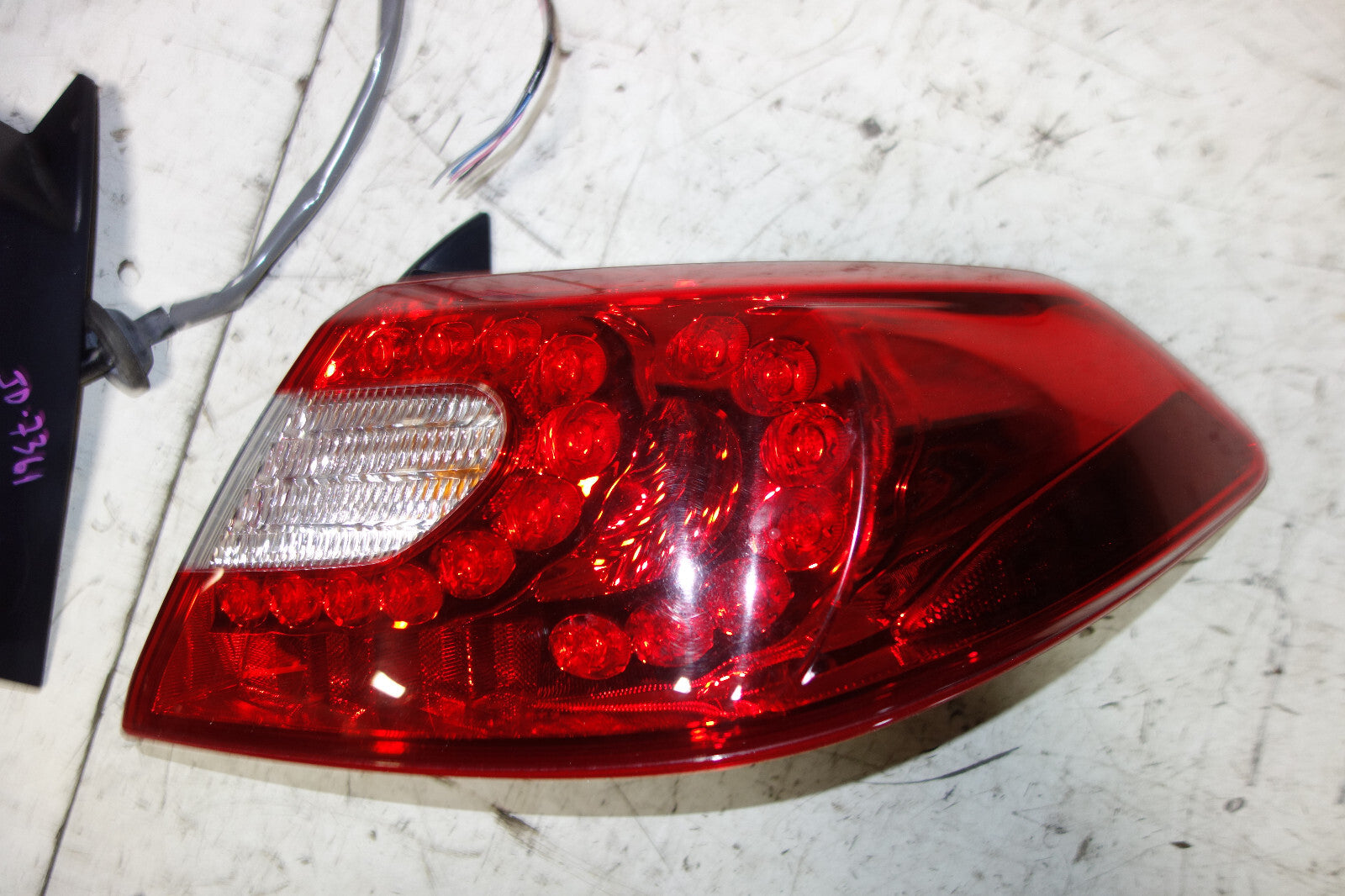 JDM Infiniti M37 M56 Nissan FUGA KY51 2011-2014 Taillights Tail Lights Lamp Set