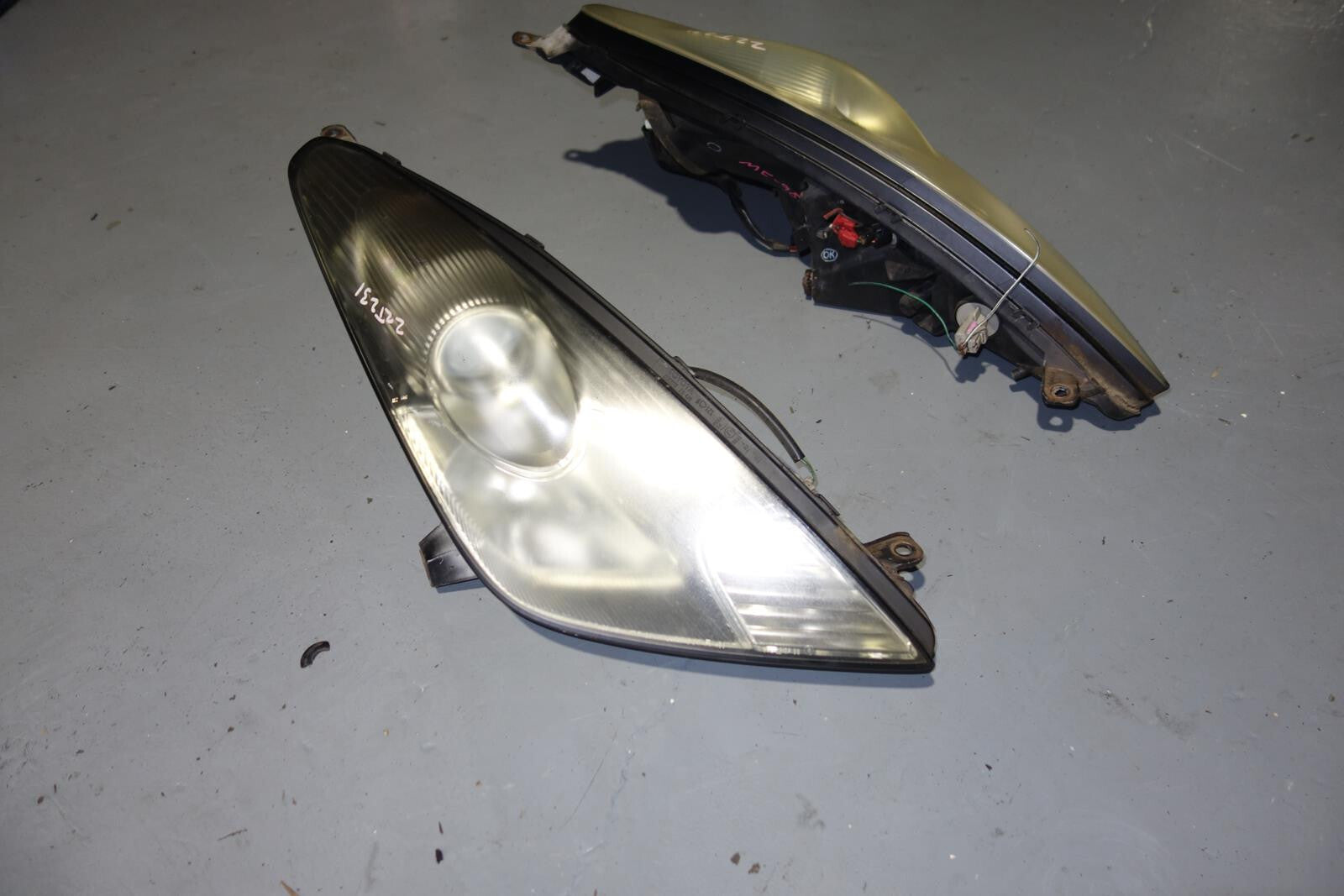 JDM Toyota Celica OEM Headlights Lights Head Lamps 2000 2001 2002 2003 2004 2005