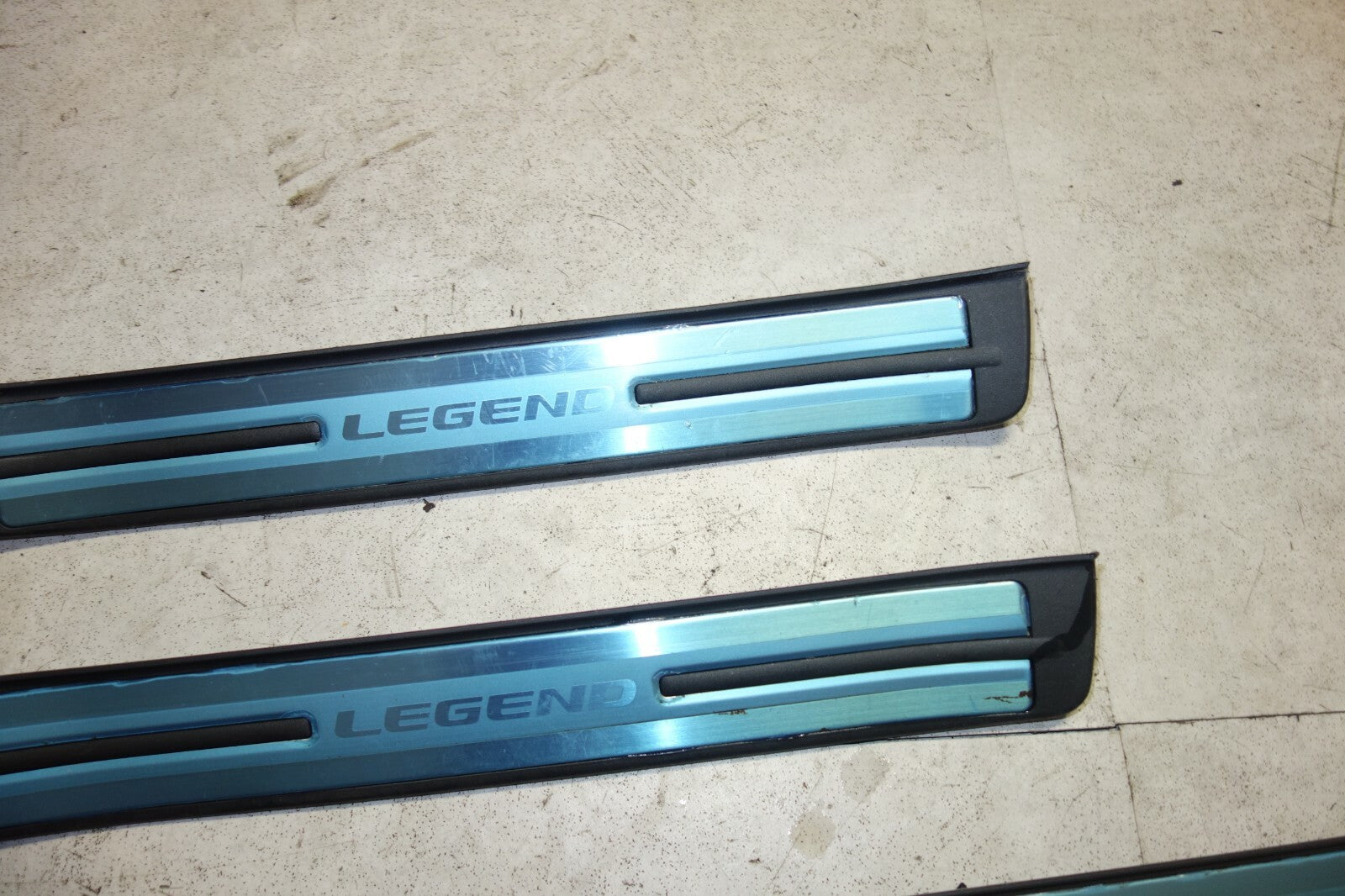 JDM Acura RL Honda Legend OEM Door Sills Scuff Plates Side Steps 2005-2008 KB1