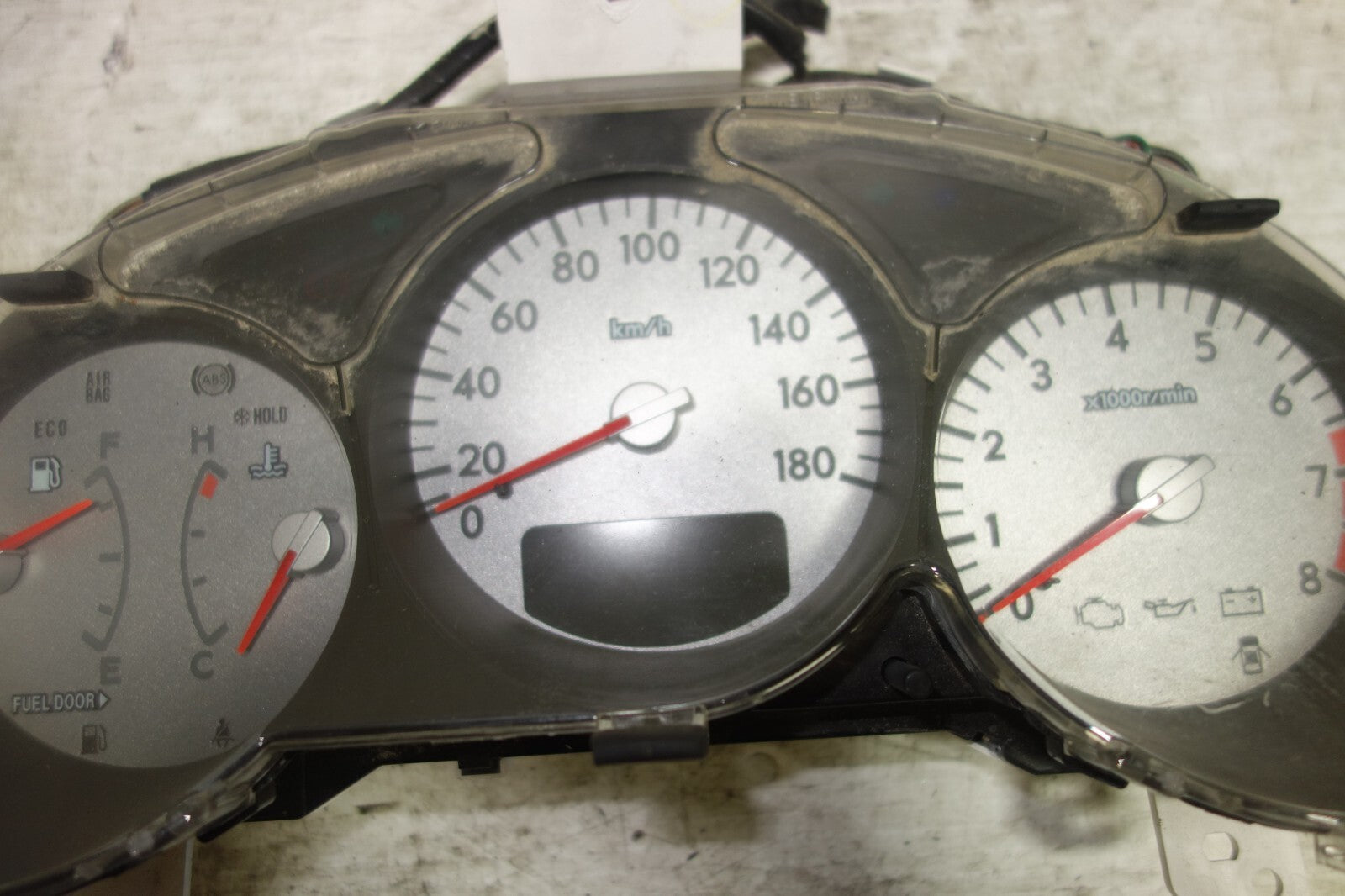 Subaru Forester 5 Speed OEM Gauge Cluster SG5 2003 2004 2005