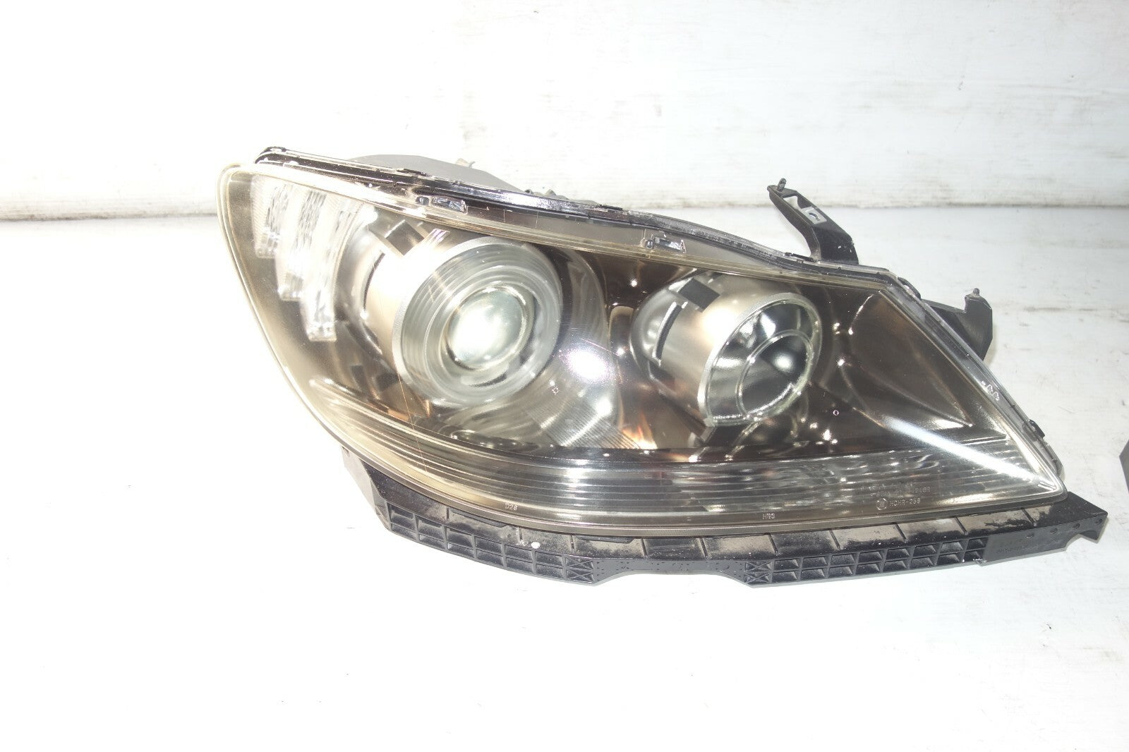 JDM 05-08 GENUINE ACURA RL CLEAR OEM HID HEAD LIGHTS KB1 HEADLIGHTS PAIR LH & RH
