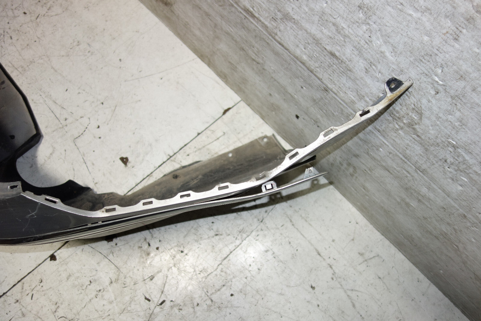 Acura RL OEM Rear Bumper Cover Modulo Lip Base Elite Sedan 4-Door 2005-2008 JDM